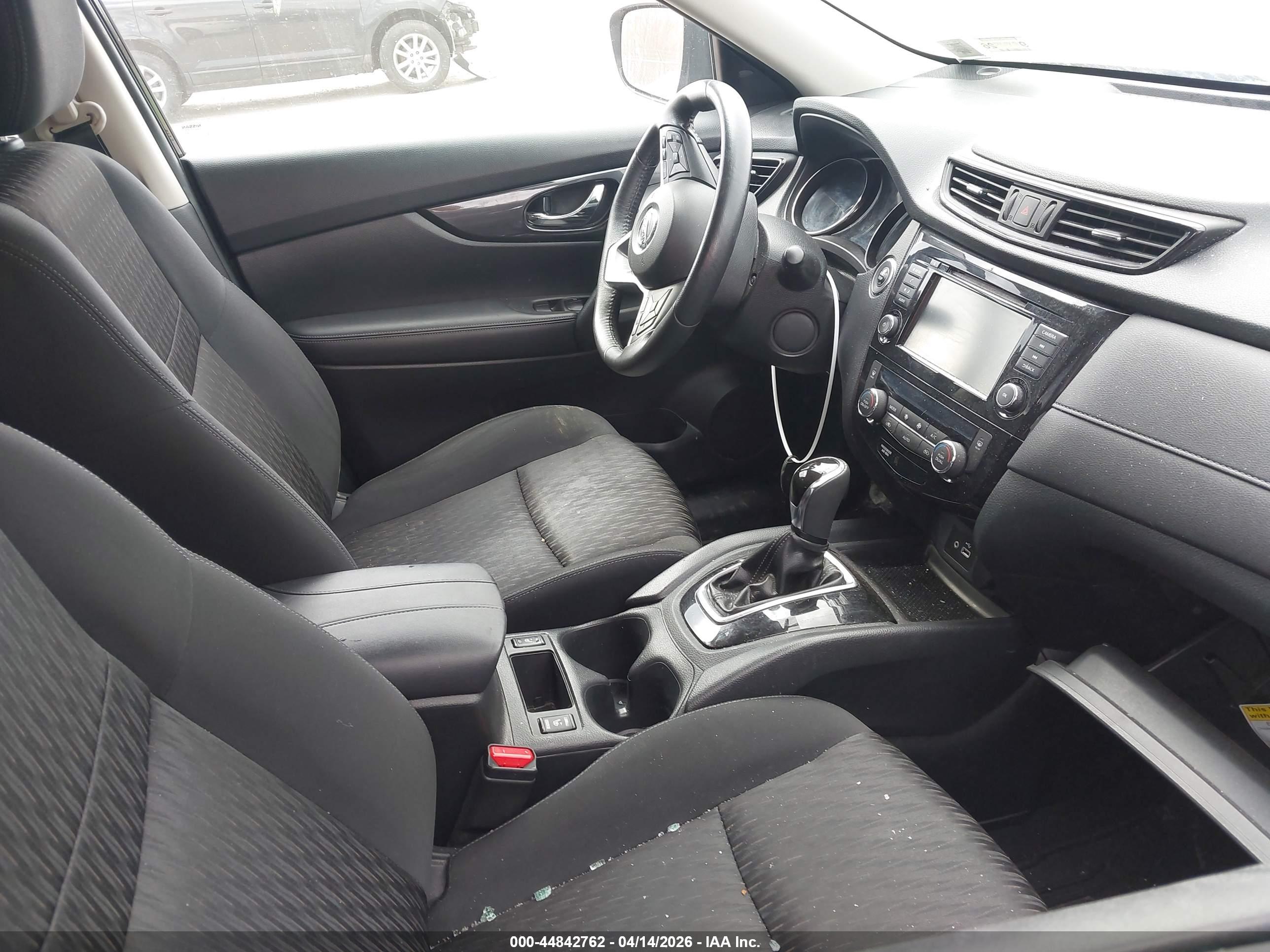 NISSAN ROGUE image 5