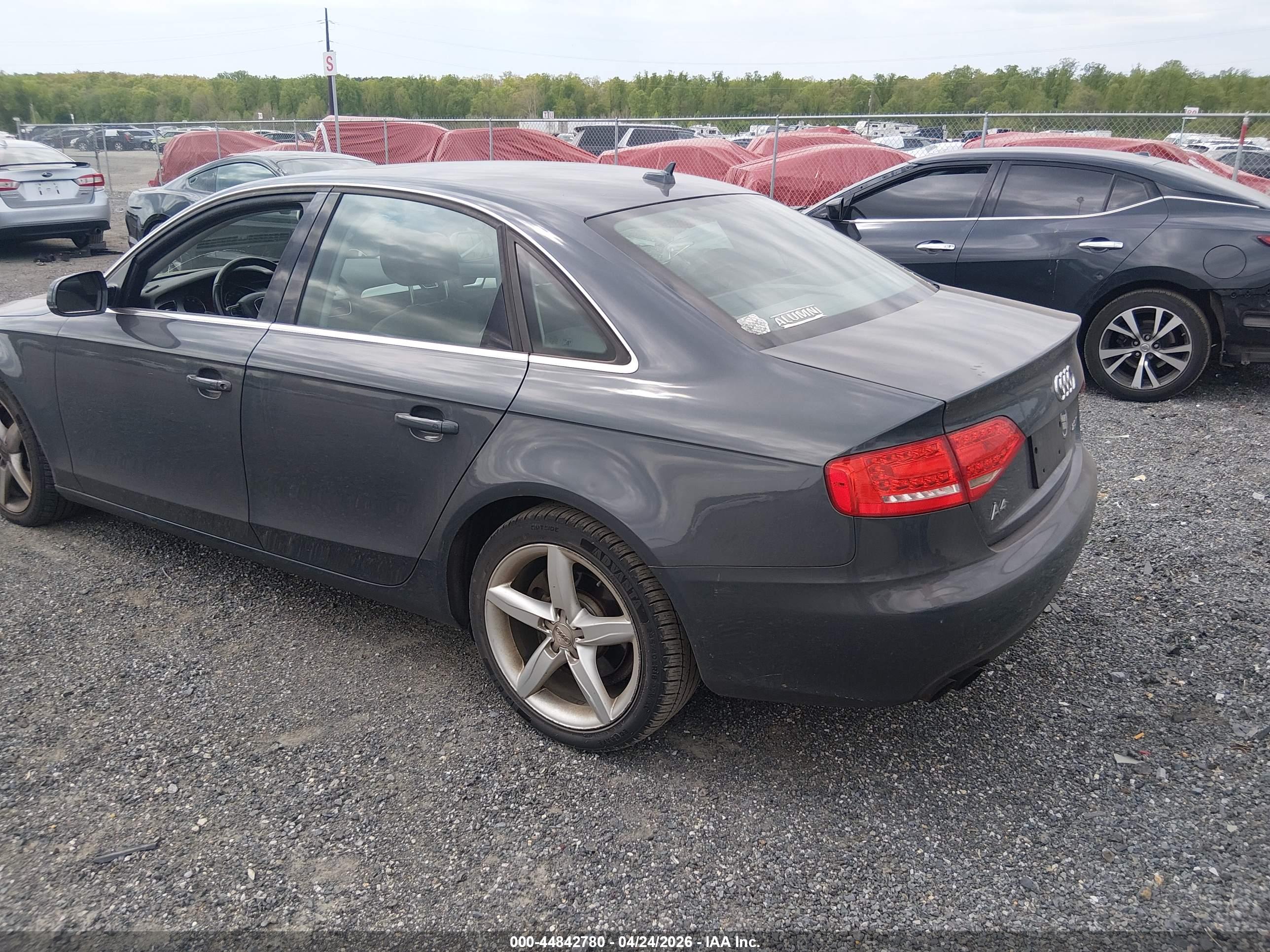 AUDI A4 image 3