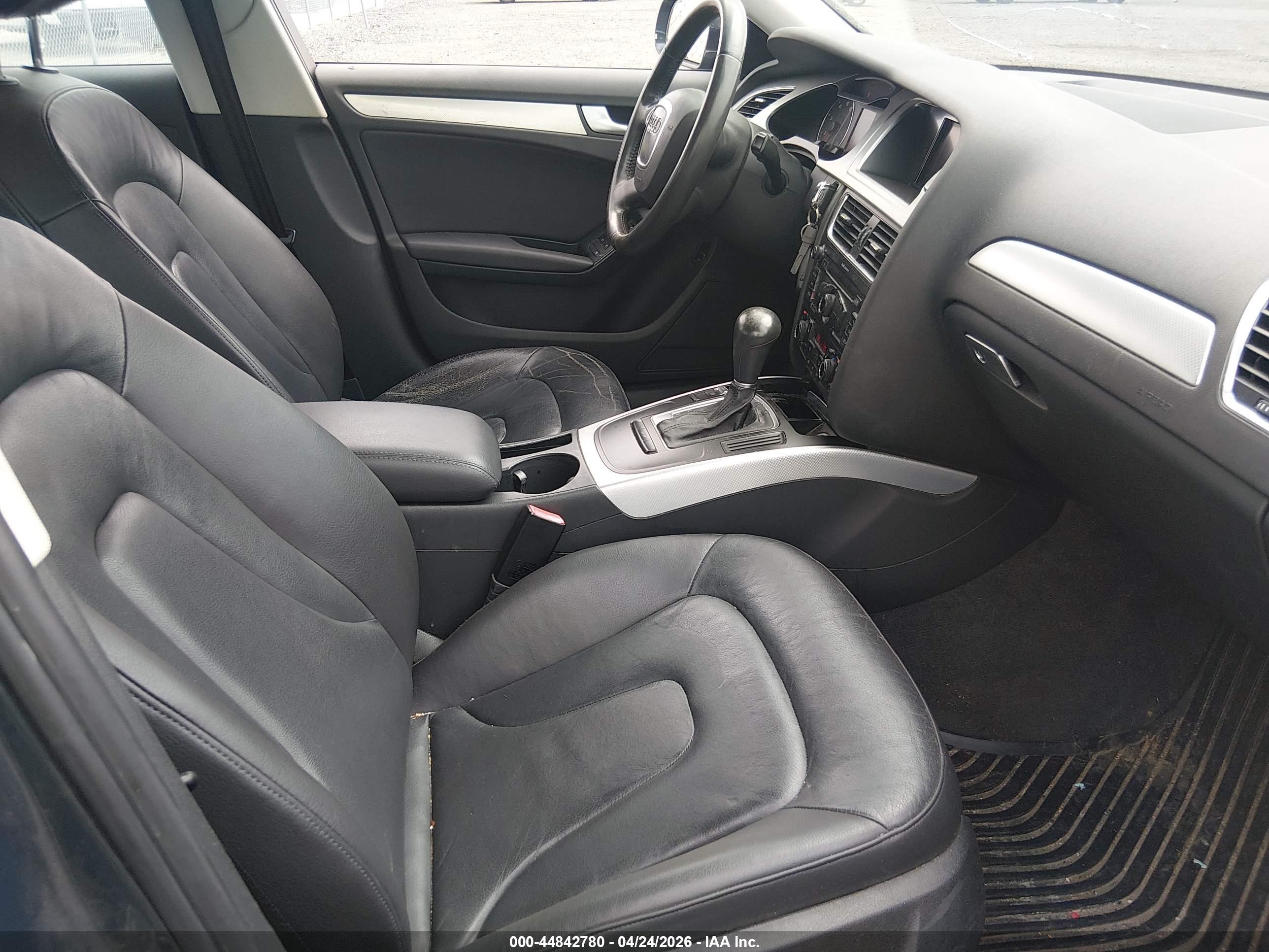AUDI A4 image 5