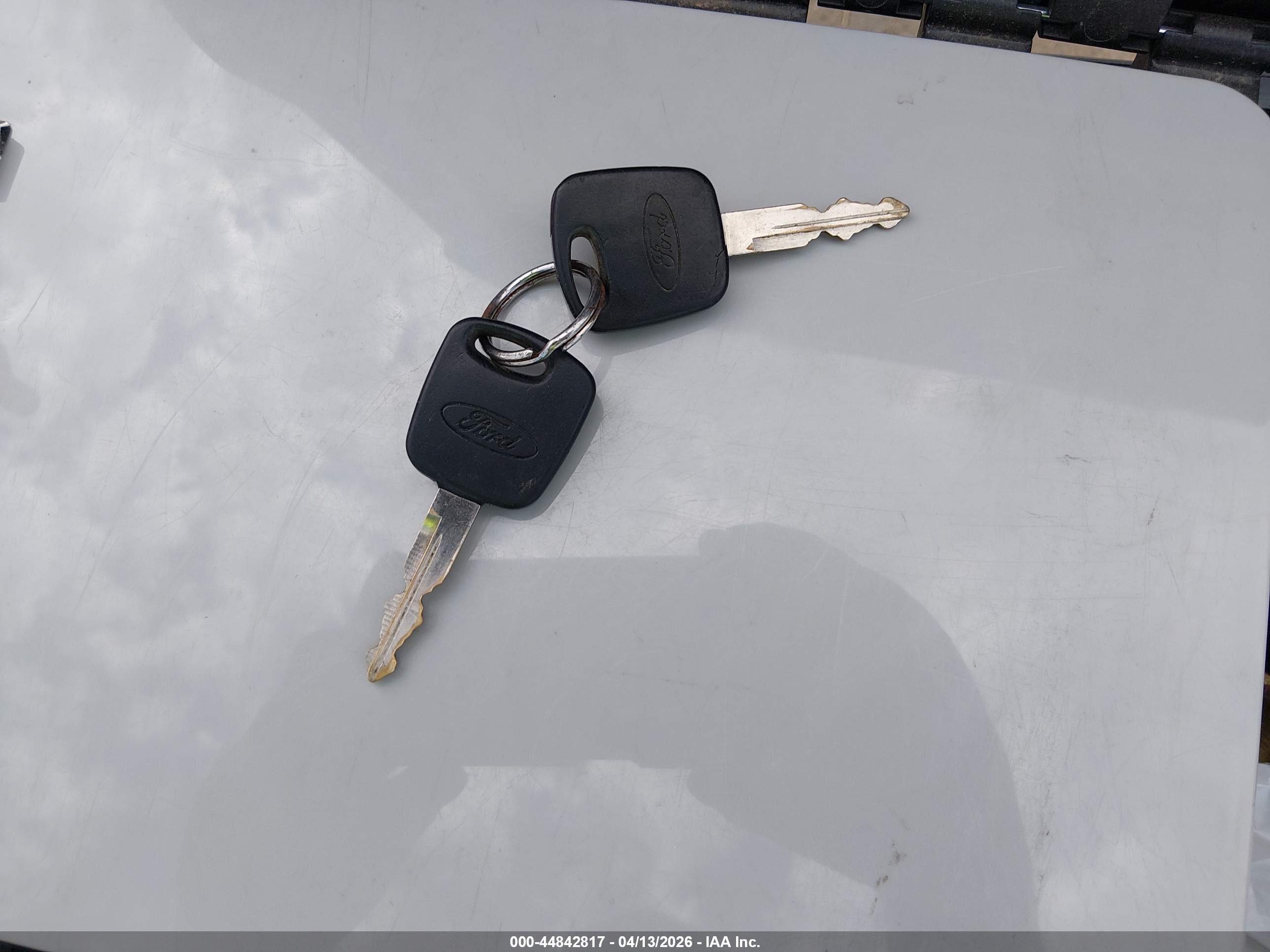 FORD MUSTANG image 11