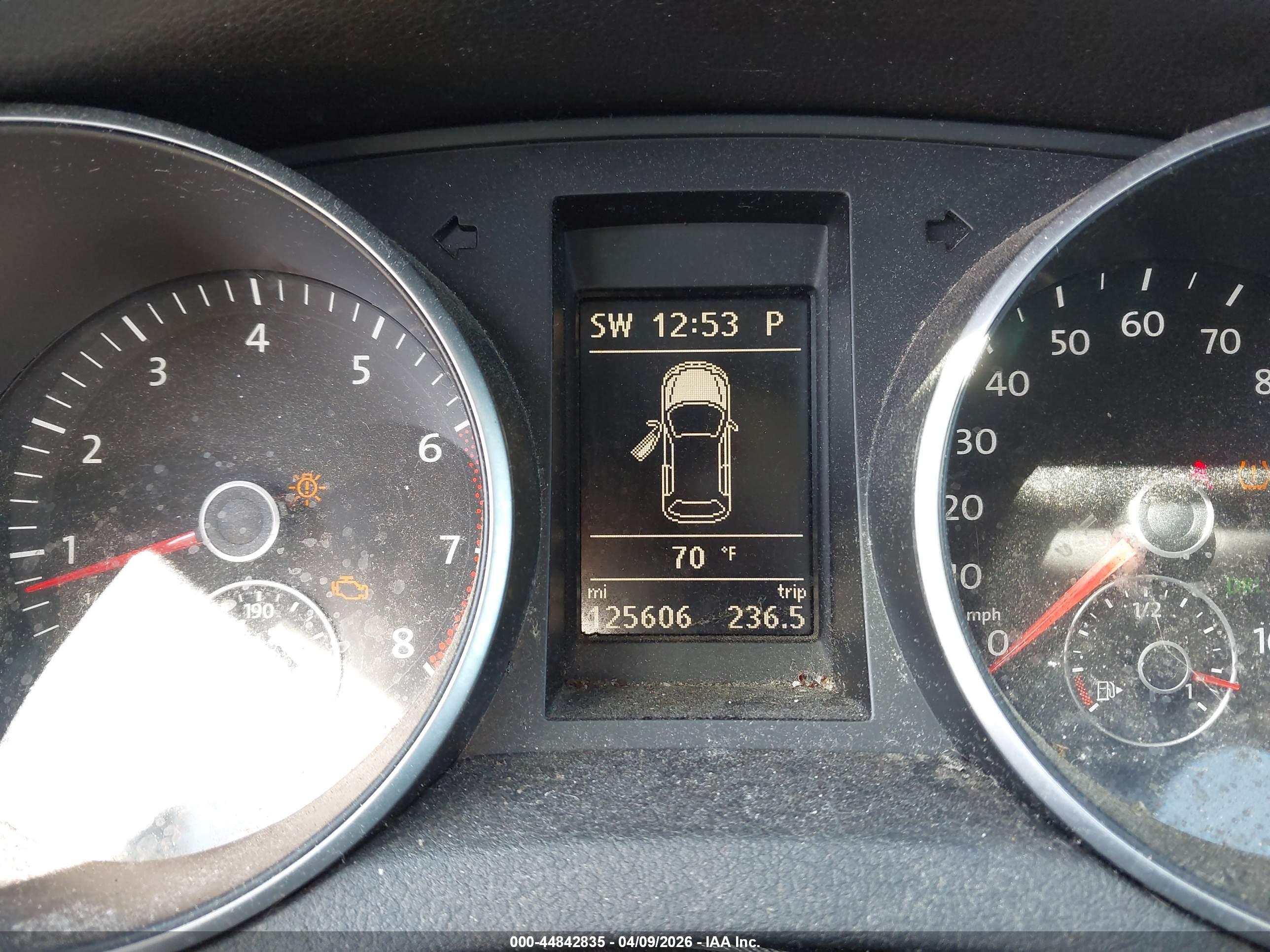 VOLKSWAGEN GOLF image 7
