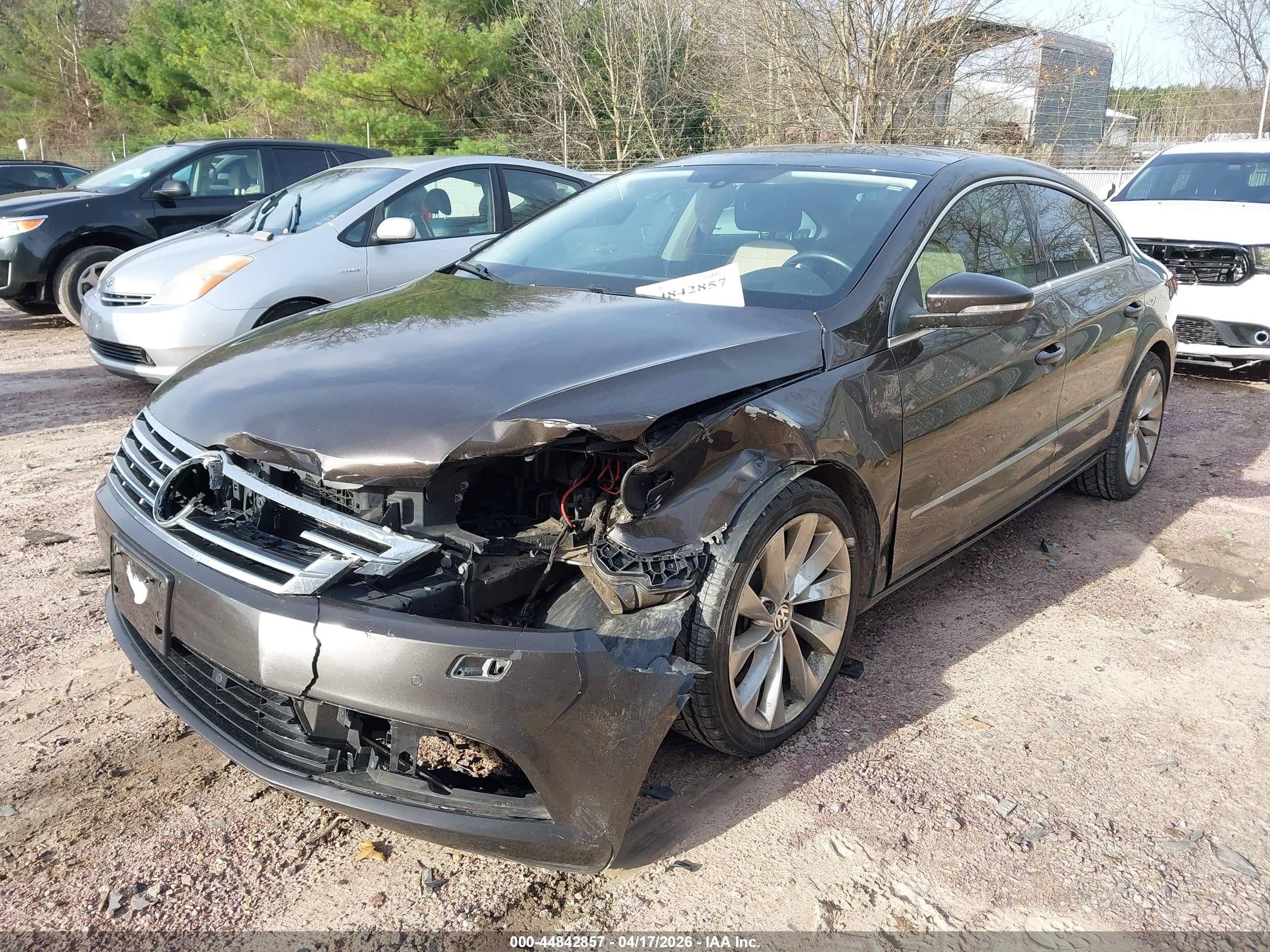 VOLKSWAGEN CC image 2