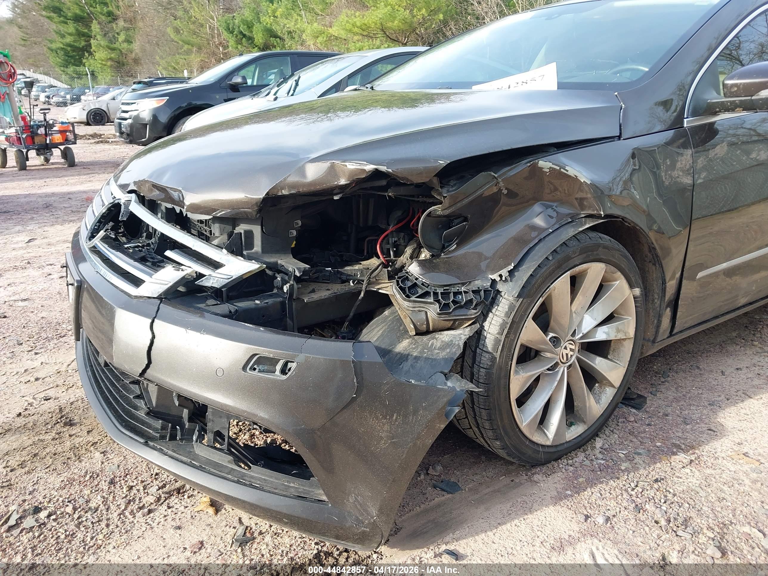 VOLKSWAGEN CC image 6