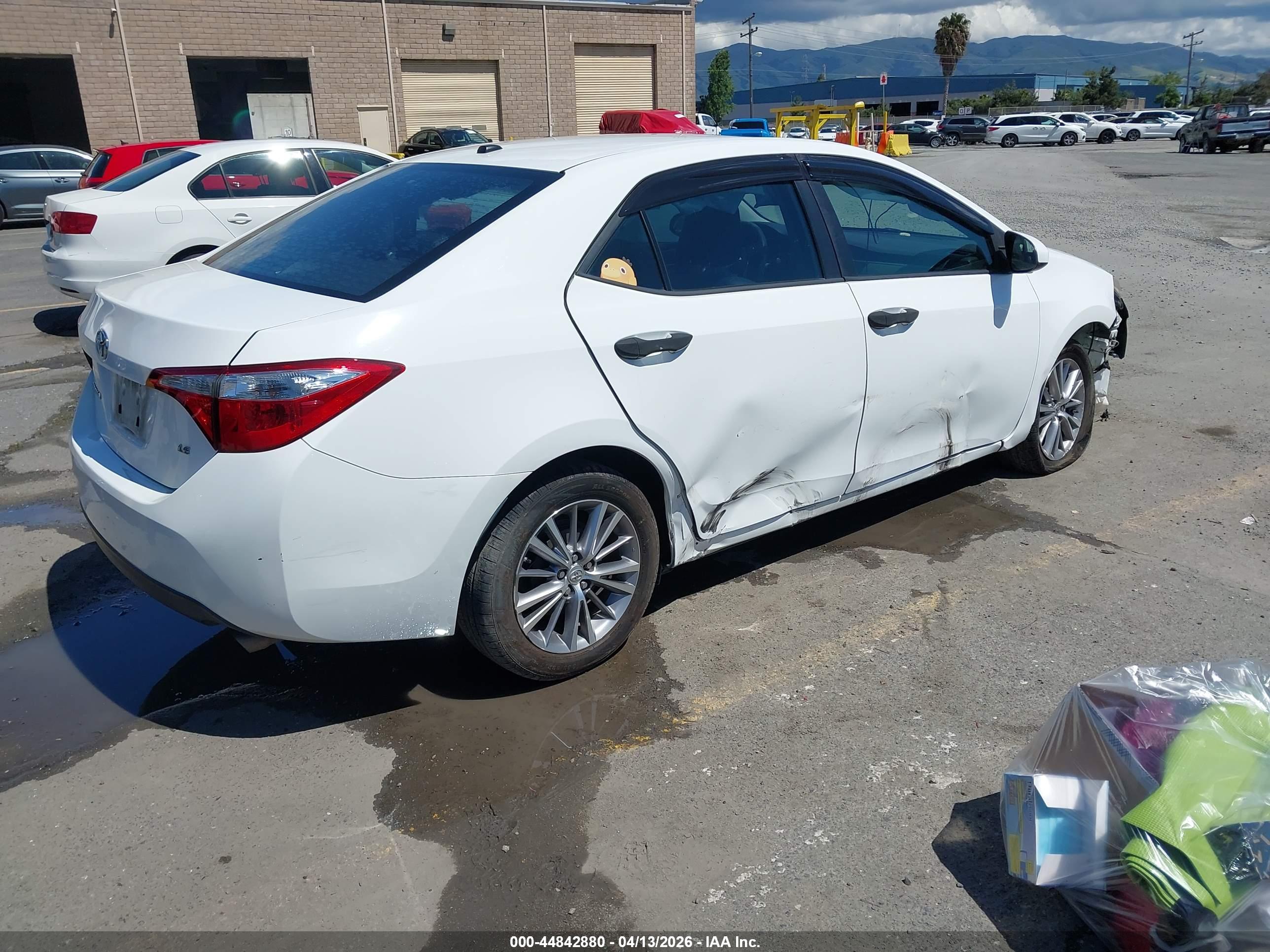 TOYOTA COROLLA image 4