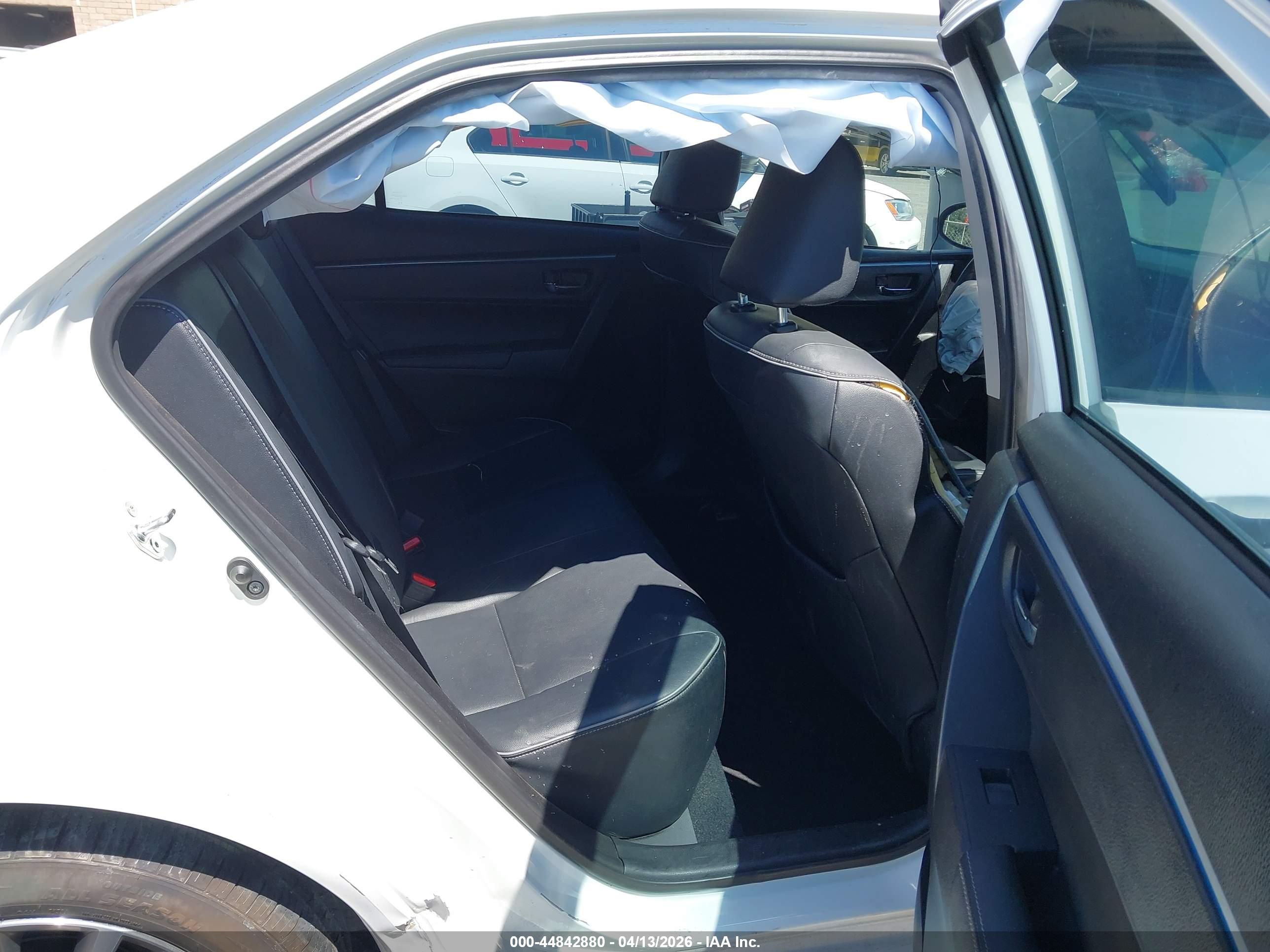 TOYOTA COROLLA image 8