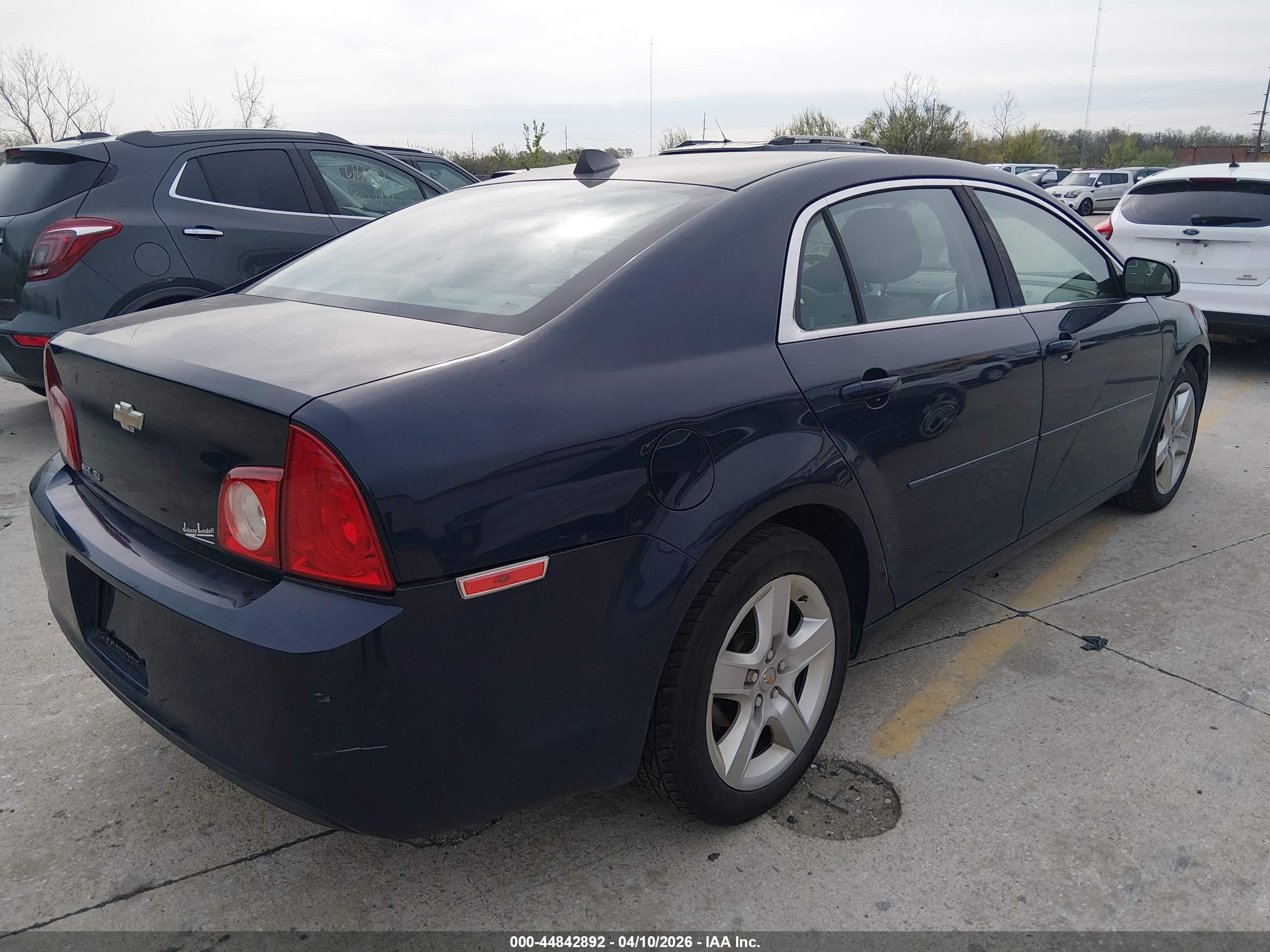 CHEVROLET MALIBU image 4