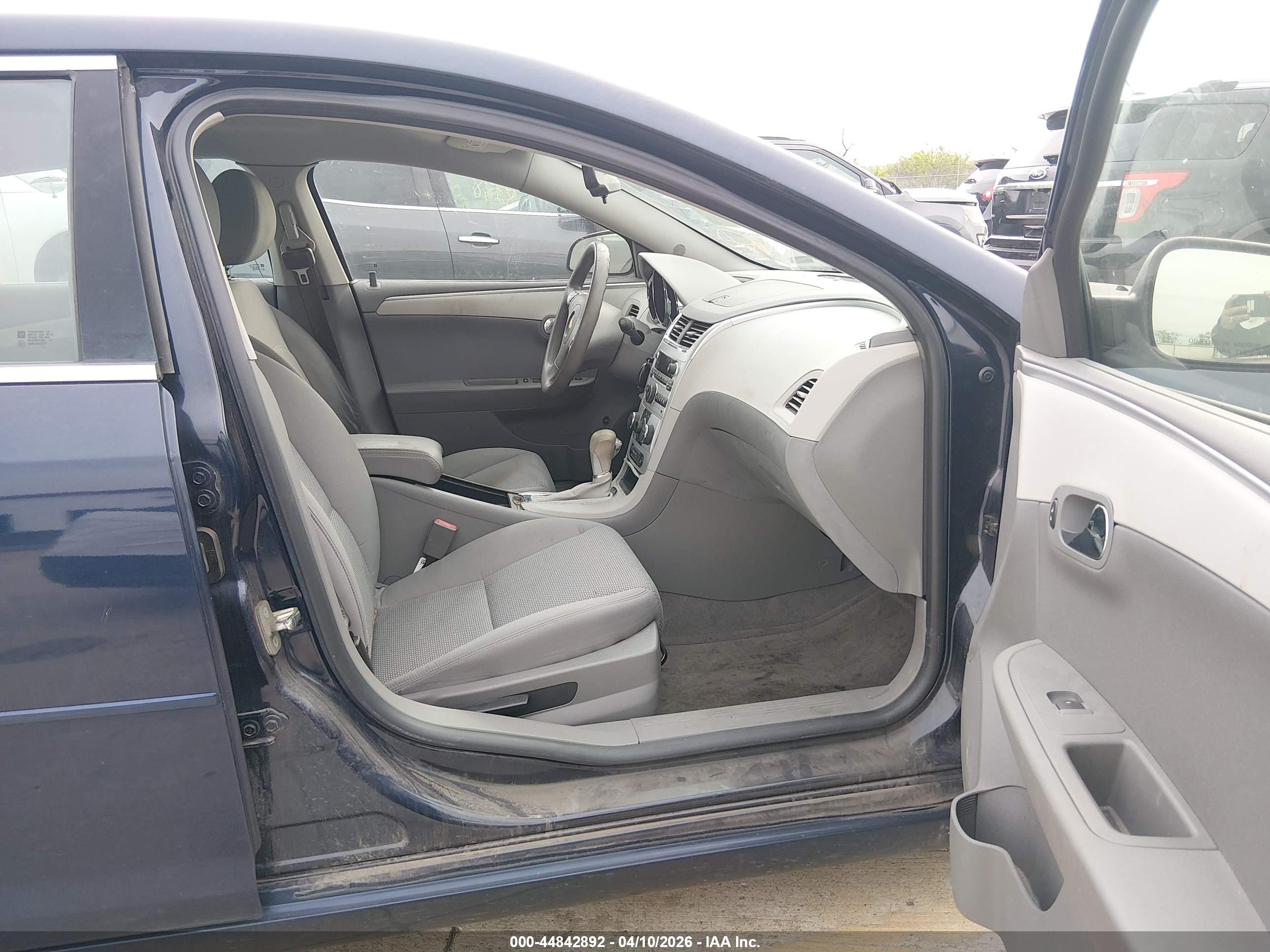 CHEVROLET MALIBU image 5