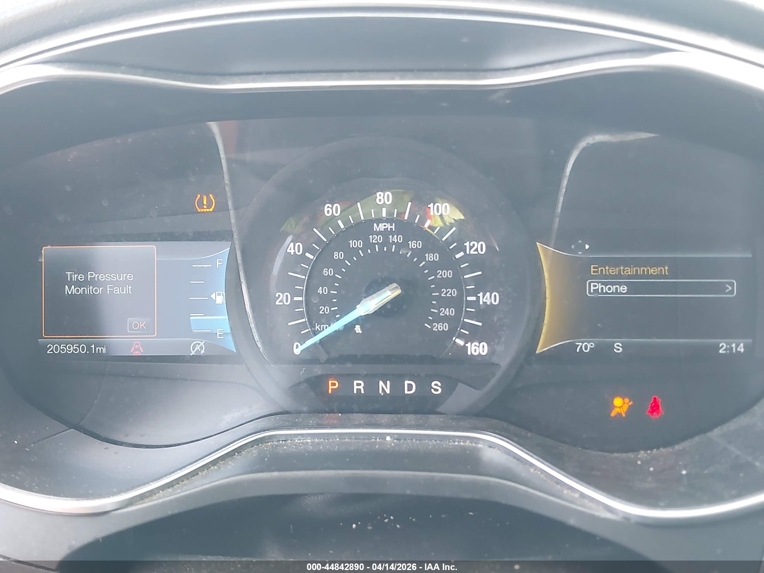 FORD FUSION image 7