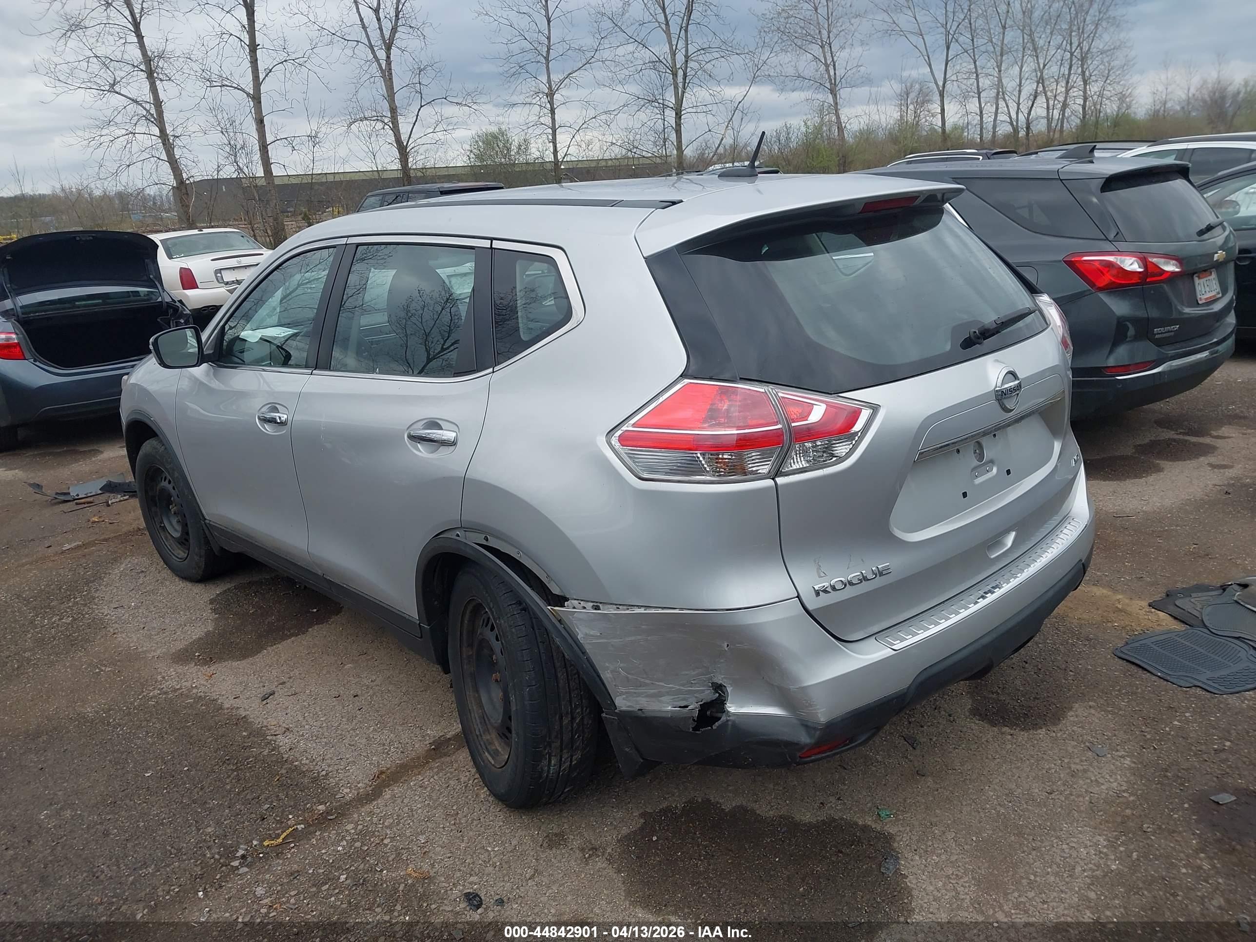 NISSAN ROGUE image 3