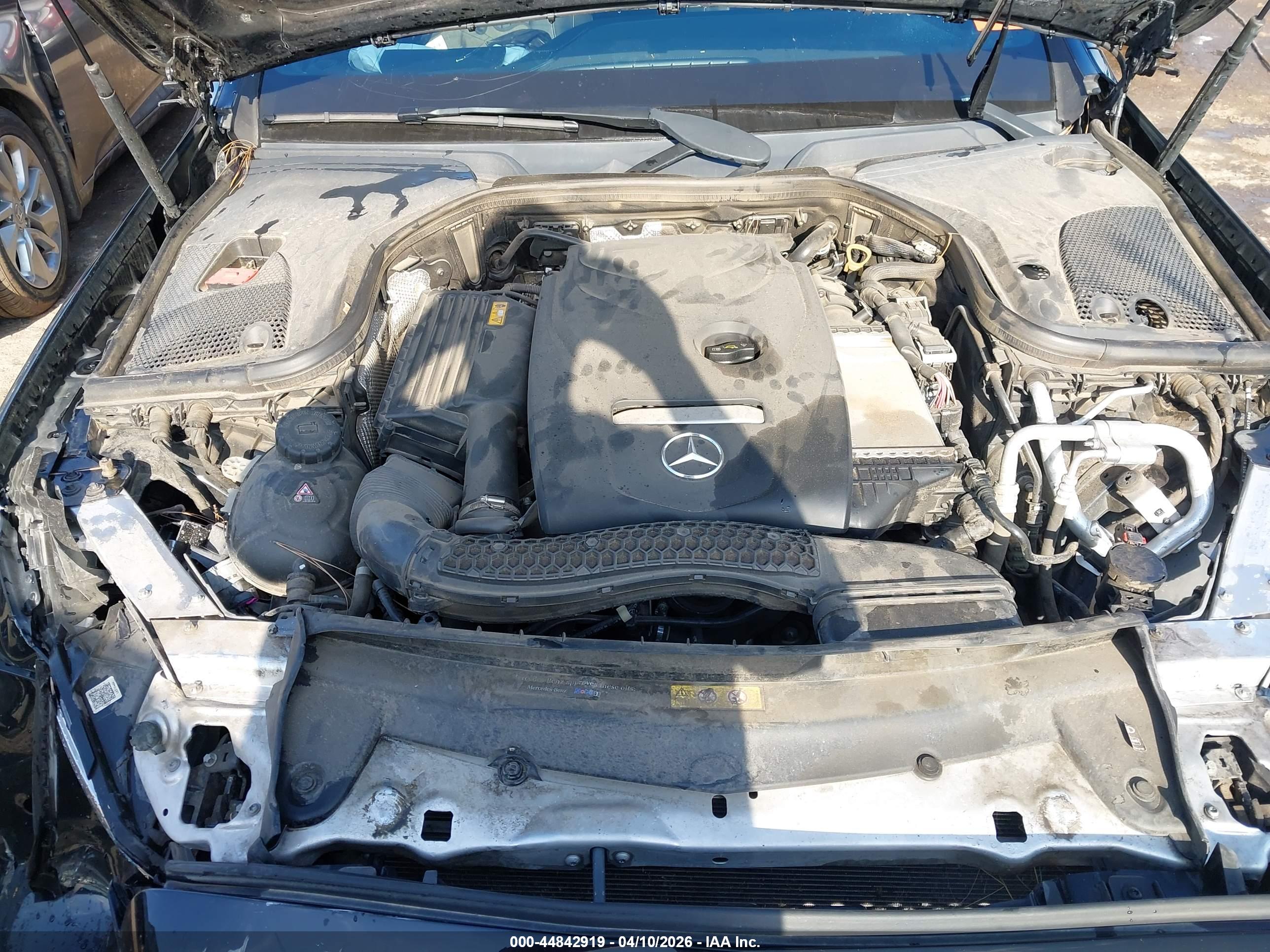 MERCEDES-BENZ E image 10