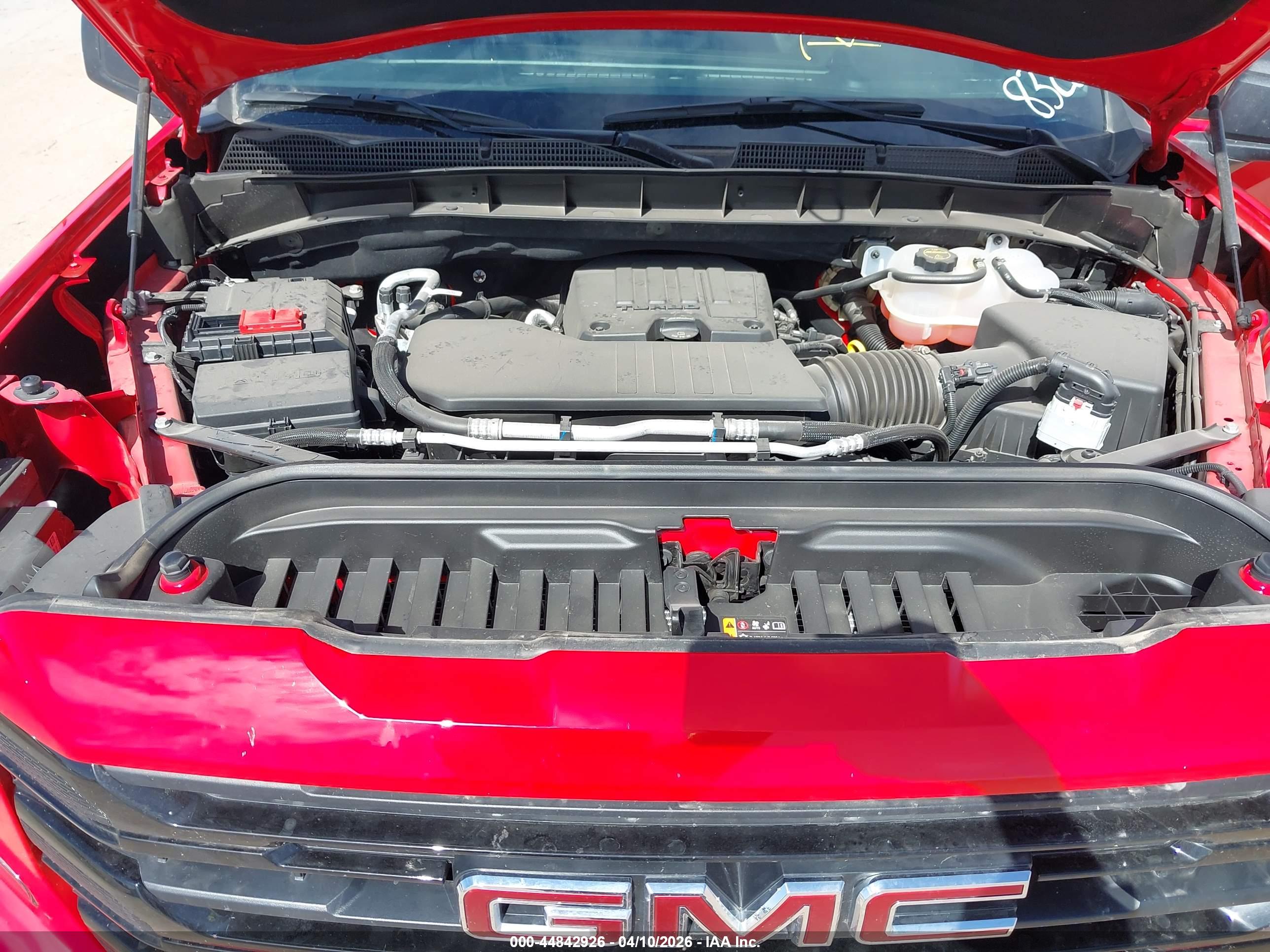 GMC SIERRA image 10