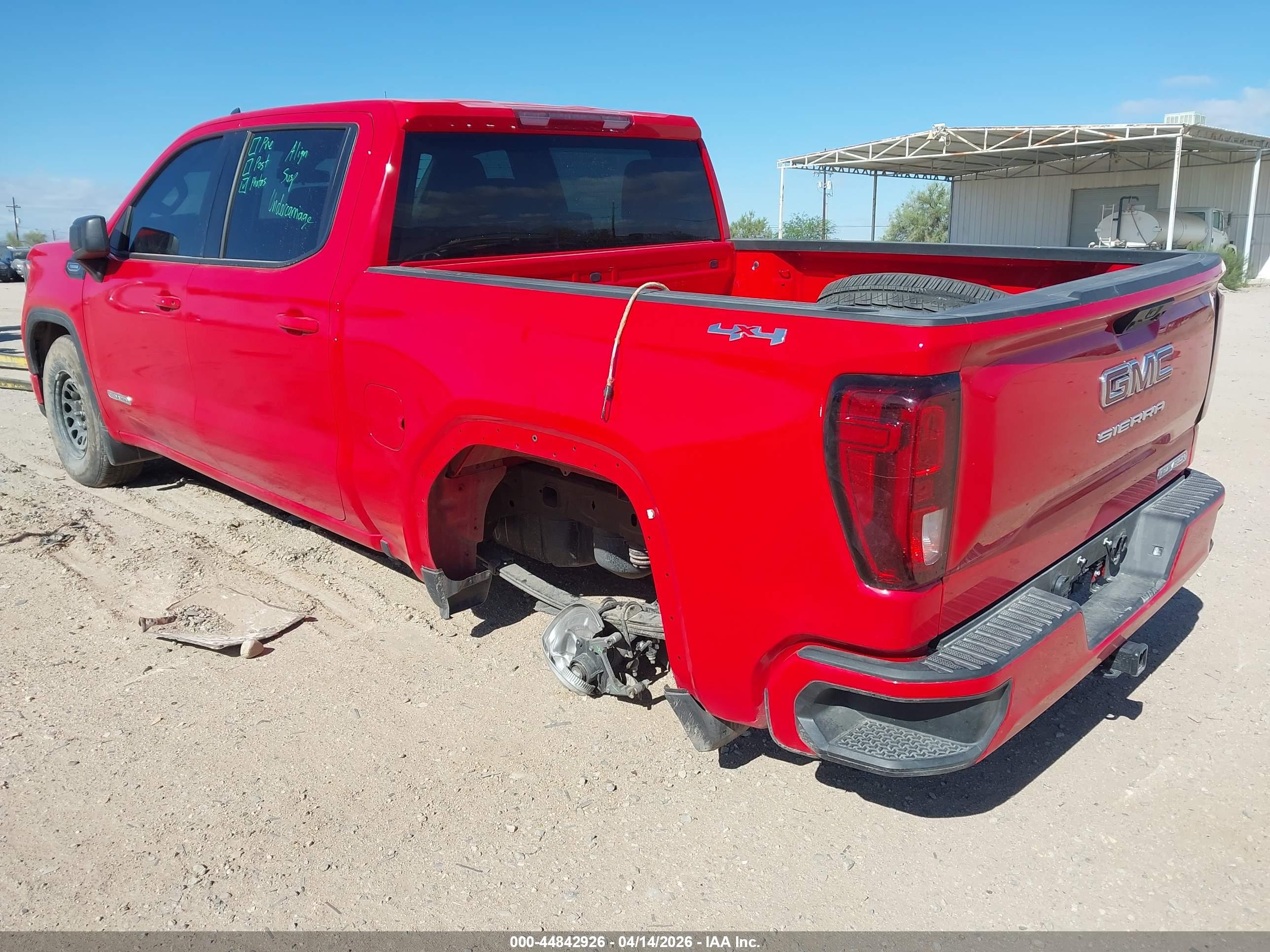 GMC SIERRA image 3