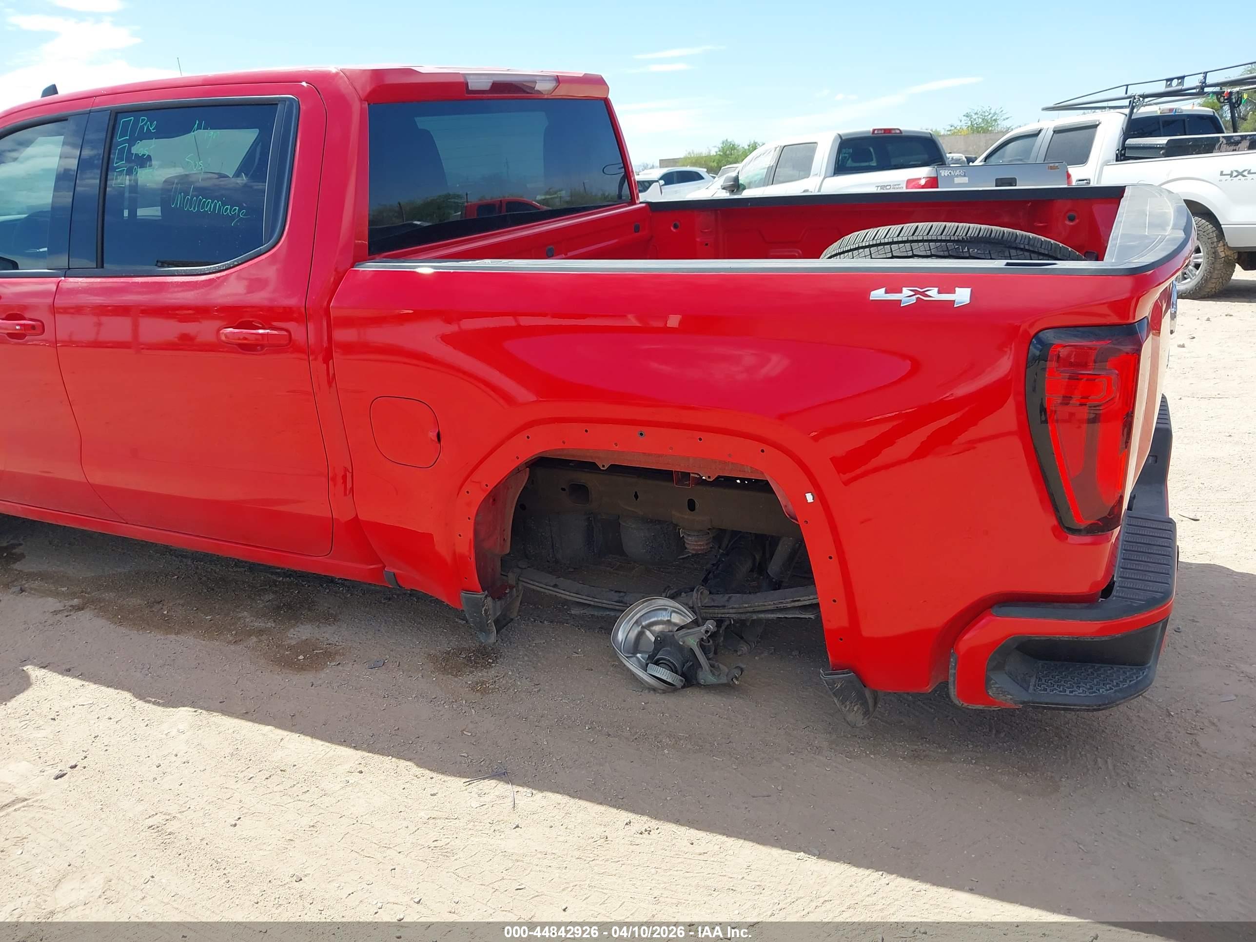 GMC SIERRA image 6