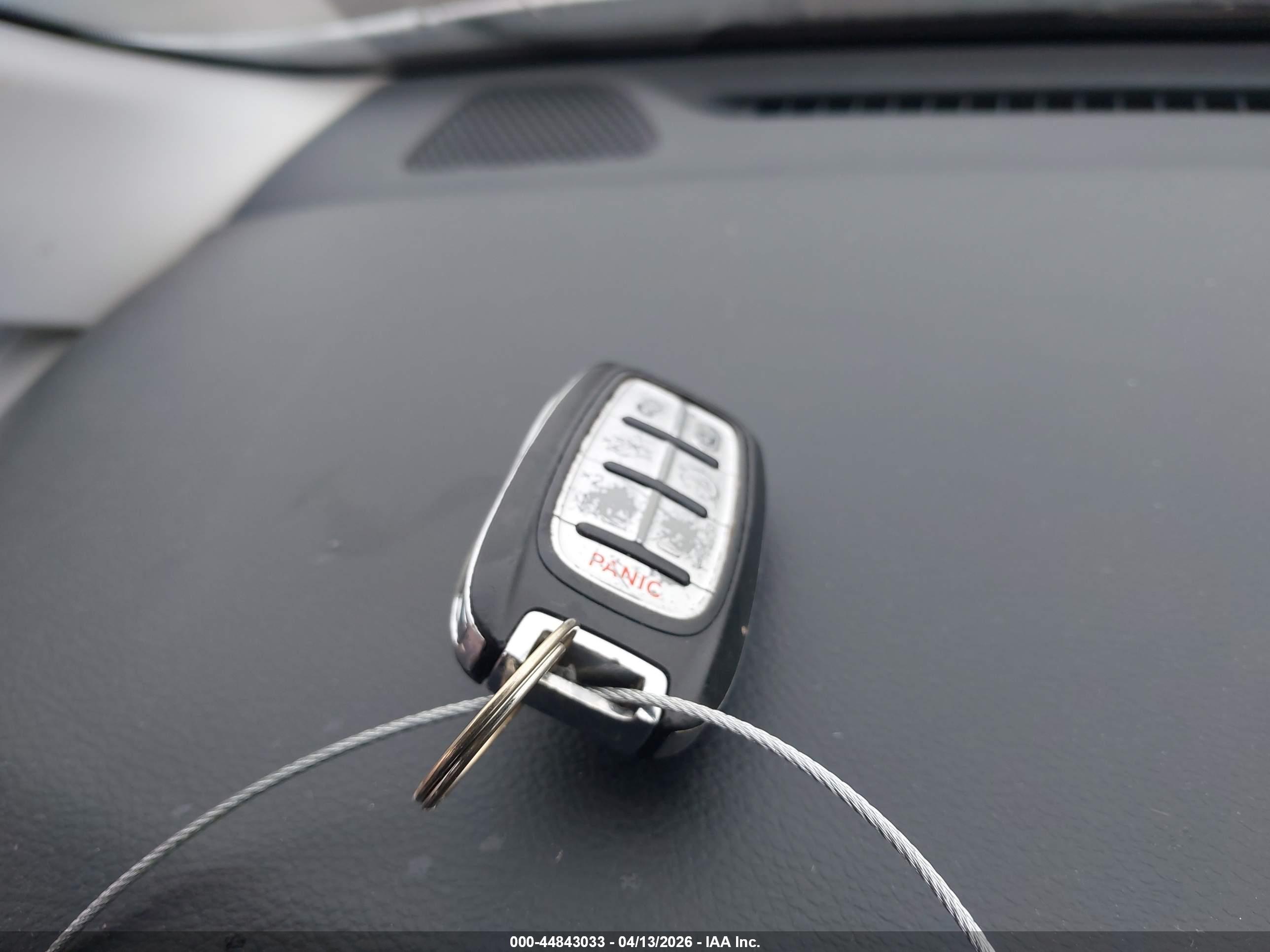 CHRYSLER PACIFICA image 11