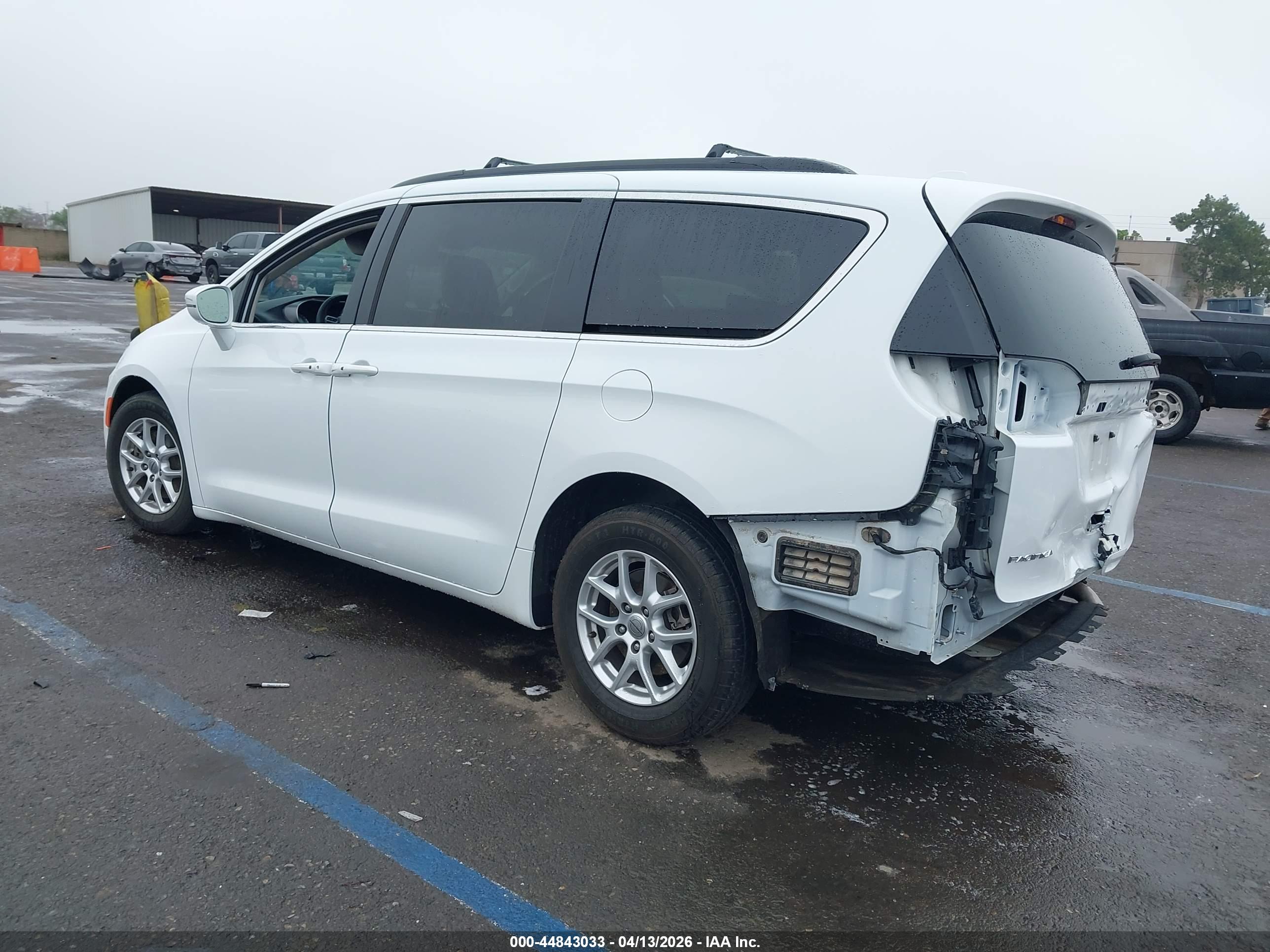 CHRYSLER PACIFICA image 3