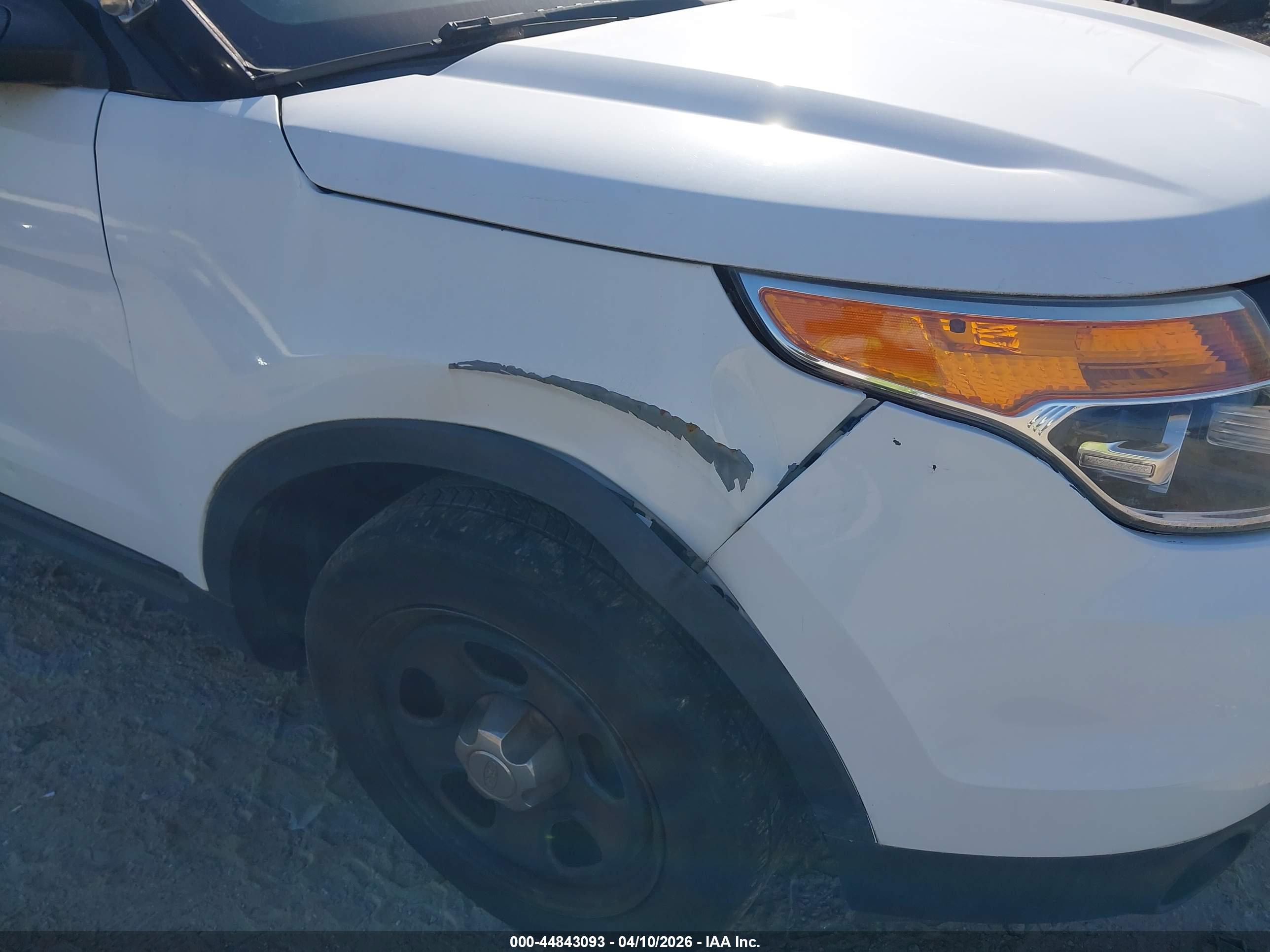 FORD UTILITY image 6
