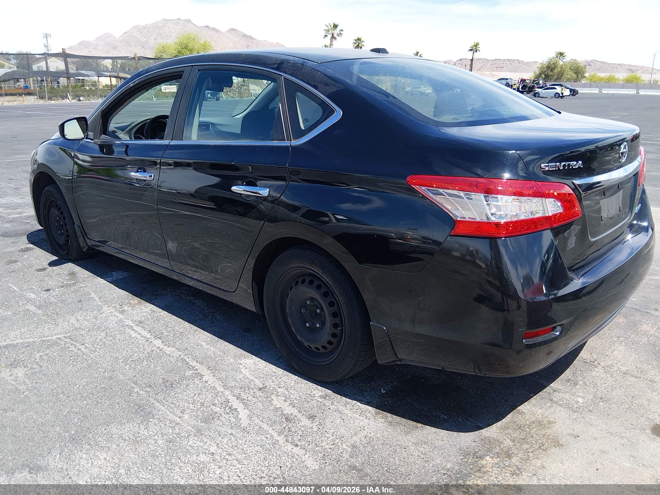 NISSAN SENTRA image 3