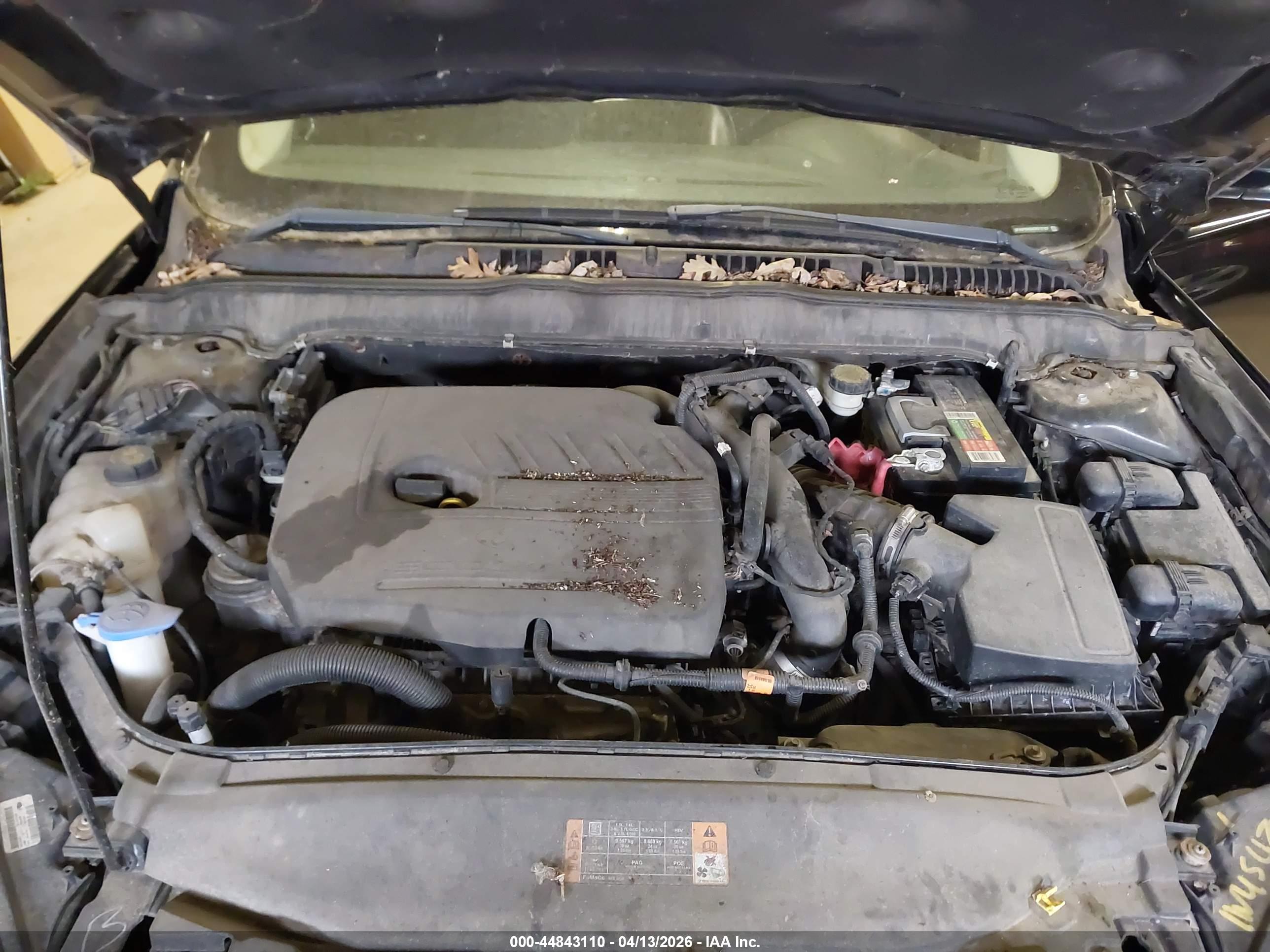 FORD FUSION image 10