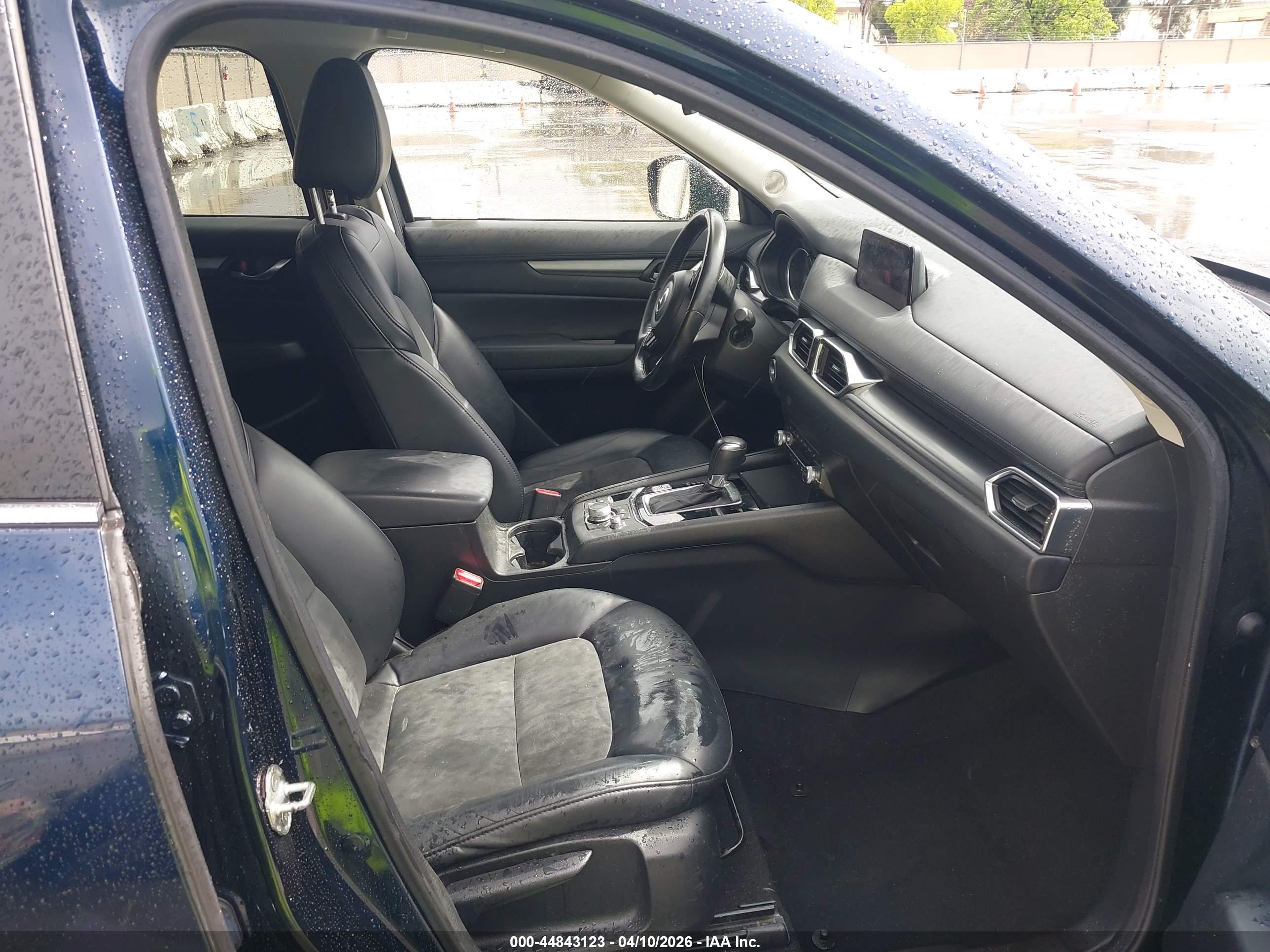 MAZDA CX-5 image 5