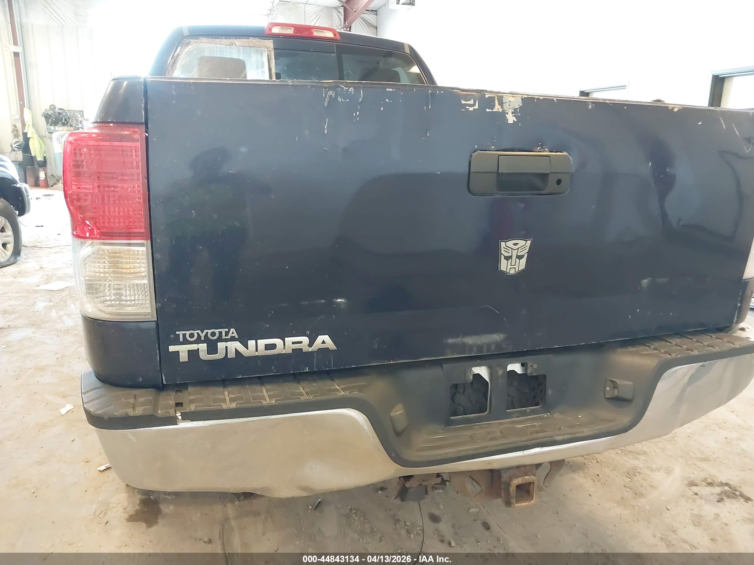 TOYOTA TUNDRA image 6