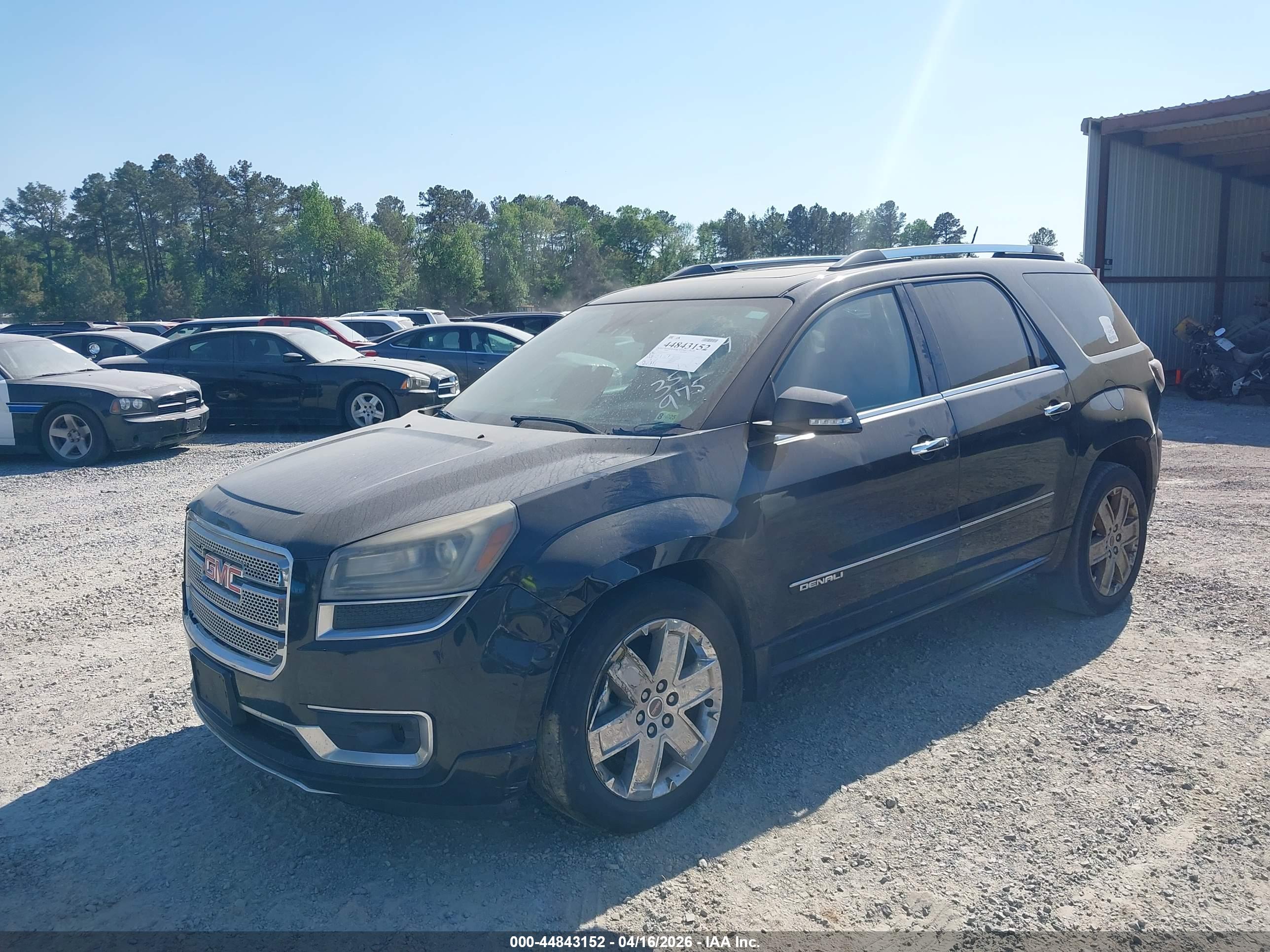 GMC ACADIA image 2
