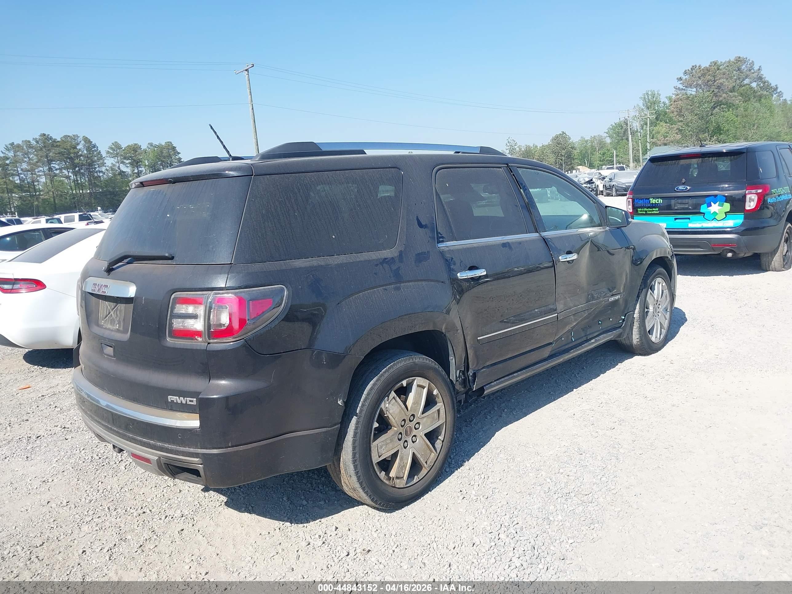 GMC ACADIA image 4