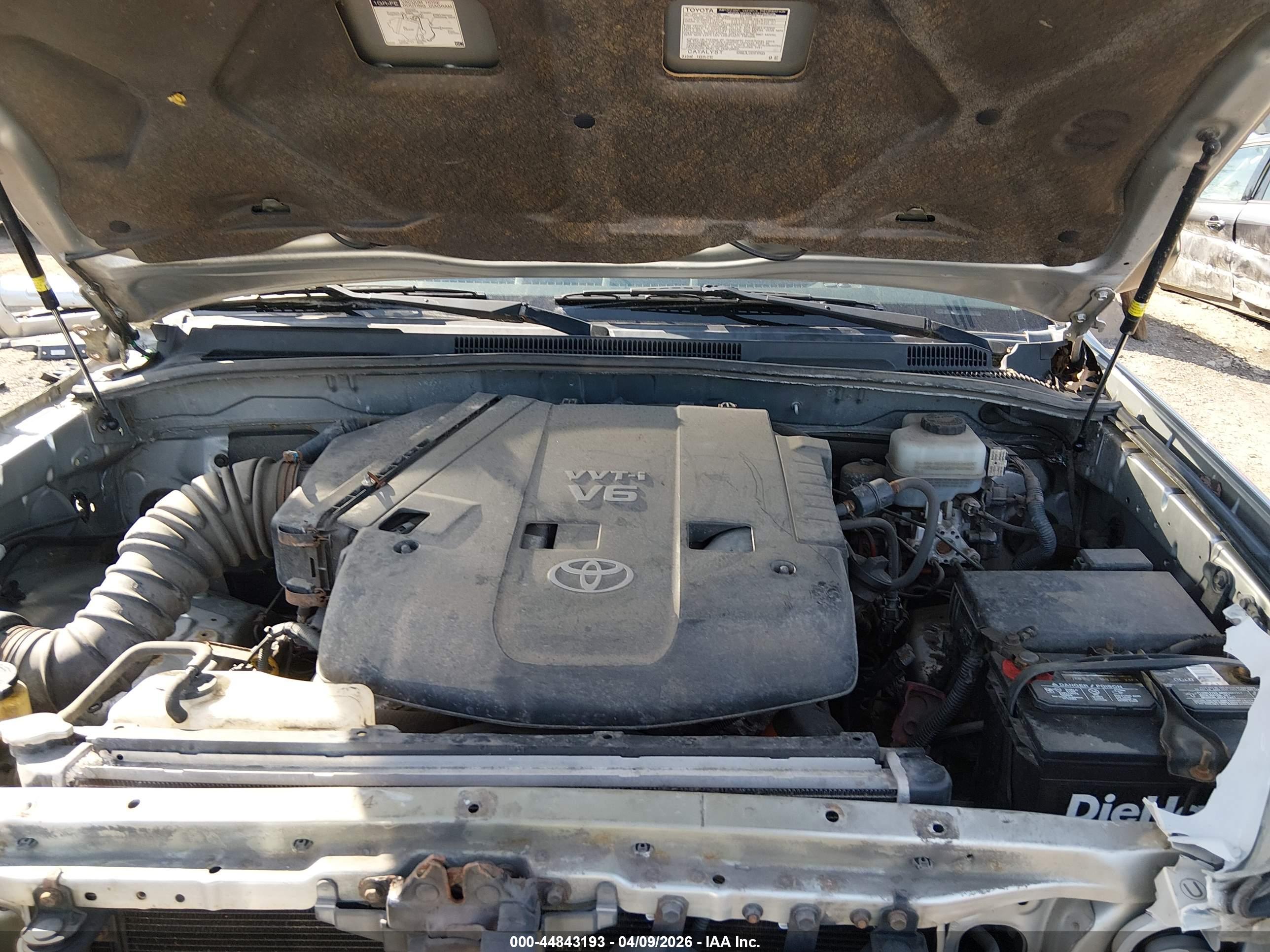 TOYOTA 4RUNNER image 10
