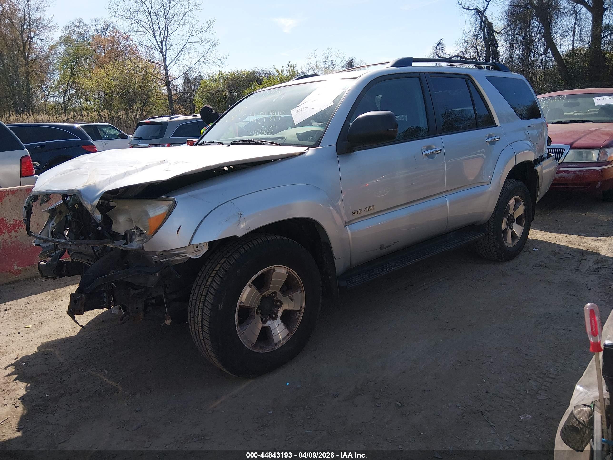 TOYOTA 4RUNNER image 2