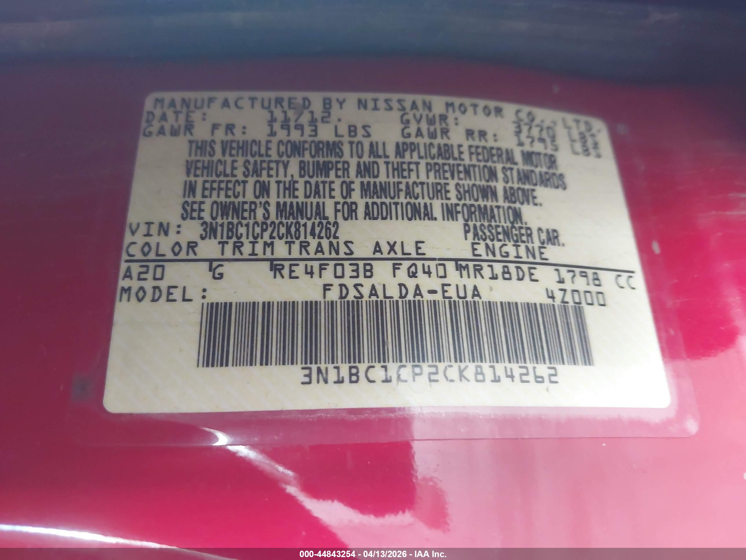 NISSAN VERSA image 9
