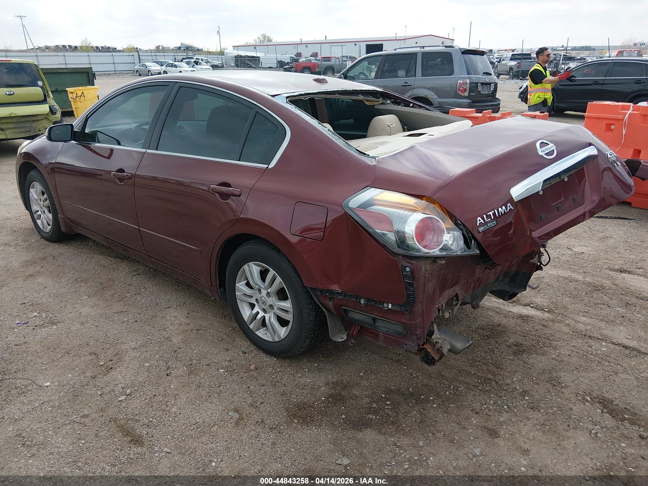 NISSAN ALTIMA image 3