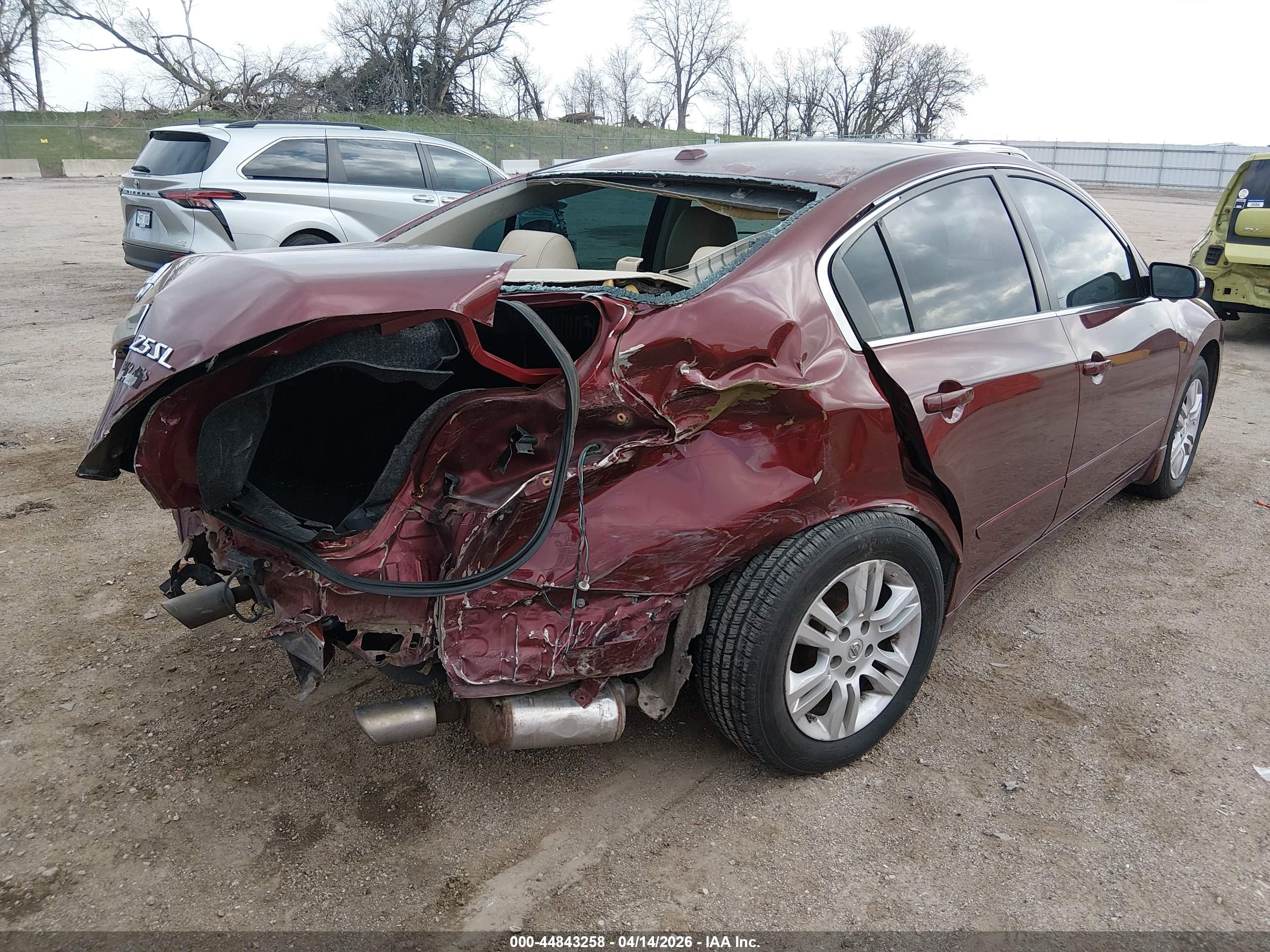 NISSAN ALTIMA image 6