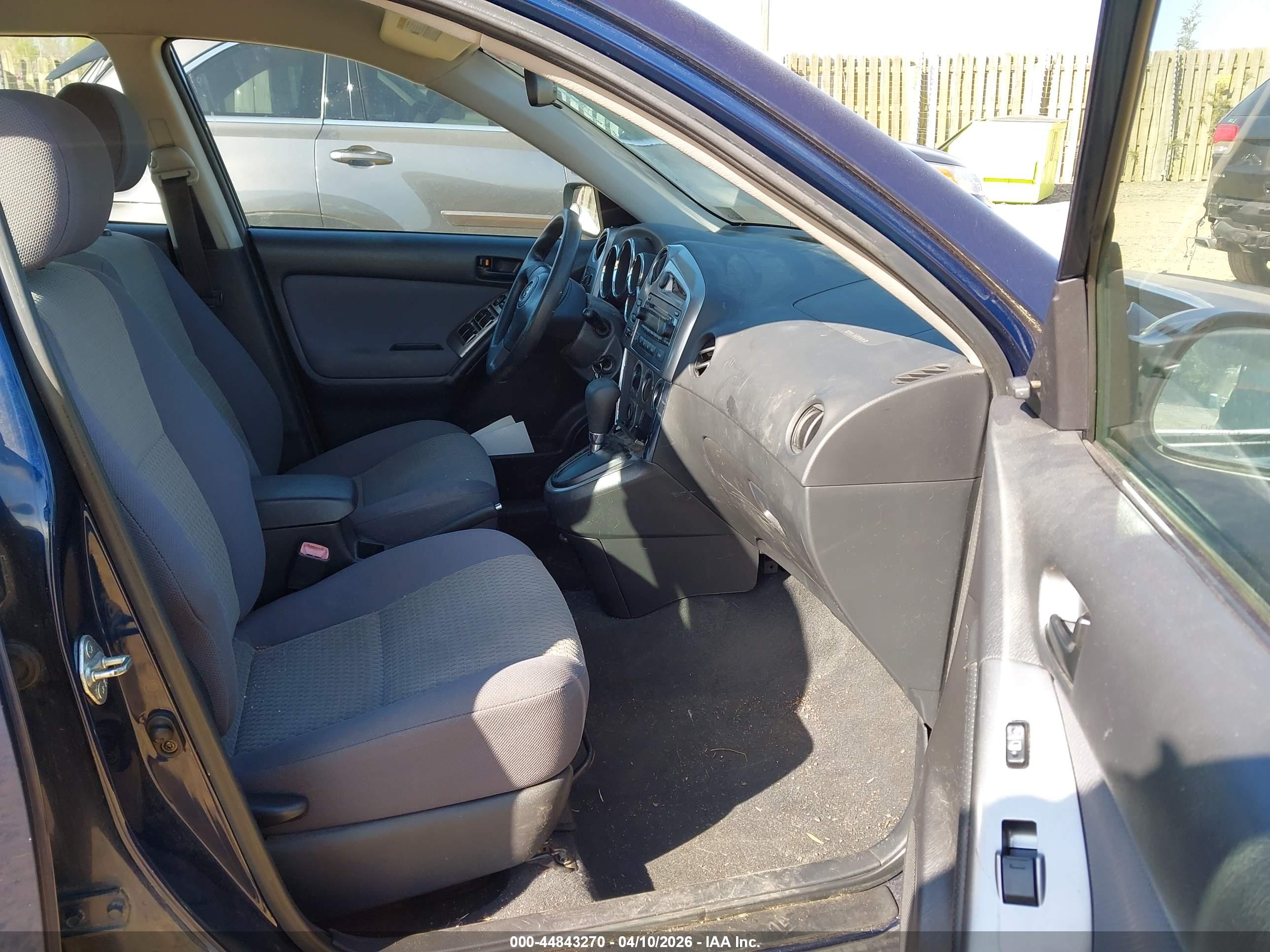 TOYOTA MATRIX image 5