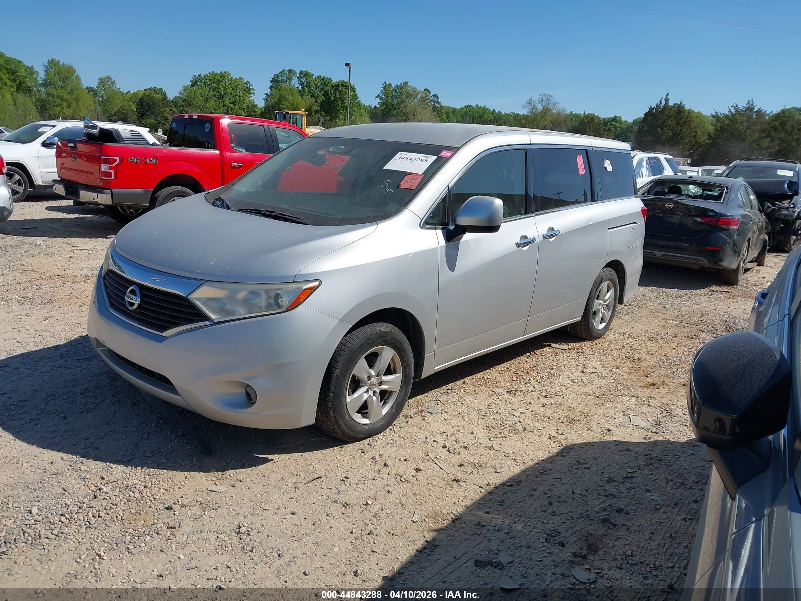 NISSAN QUEST image 2