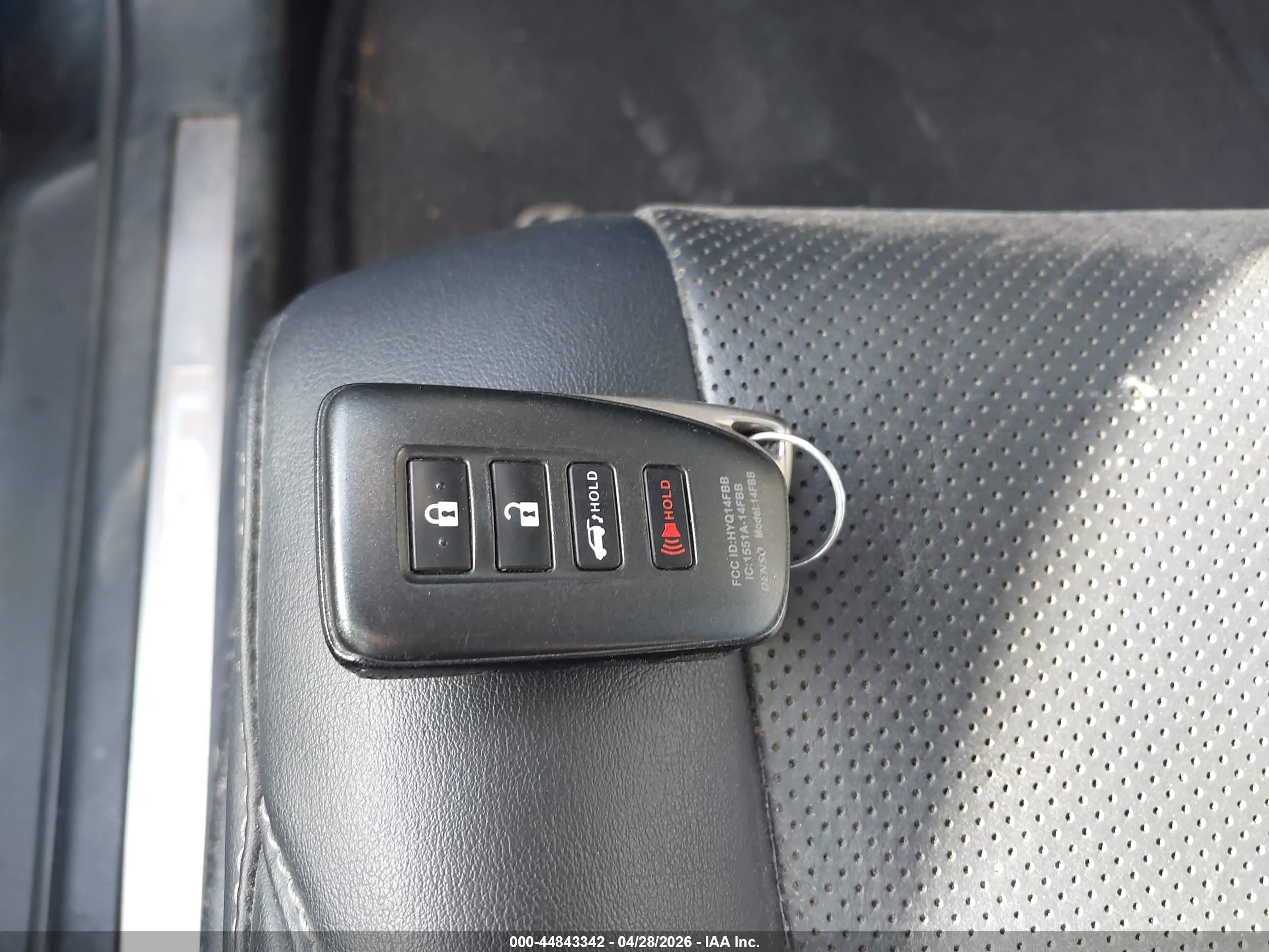 LEXUS RX image 11