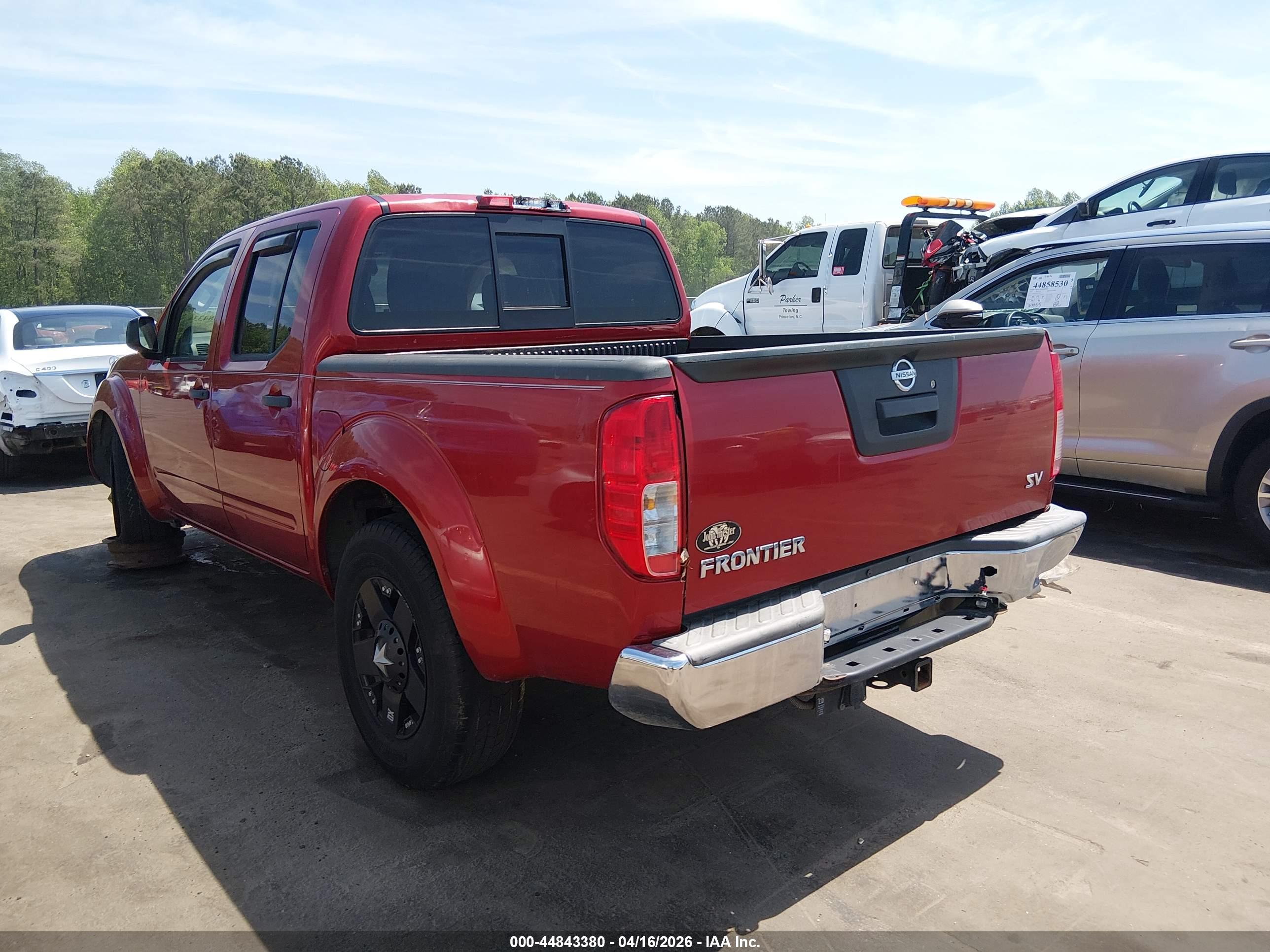 NISSAN FRONTIER image 3