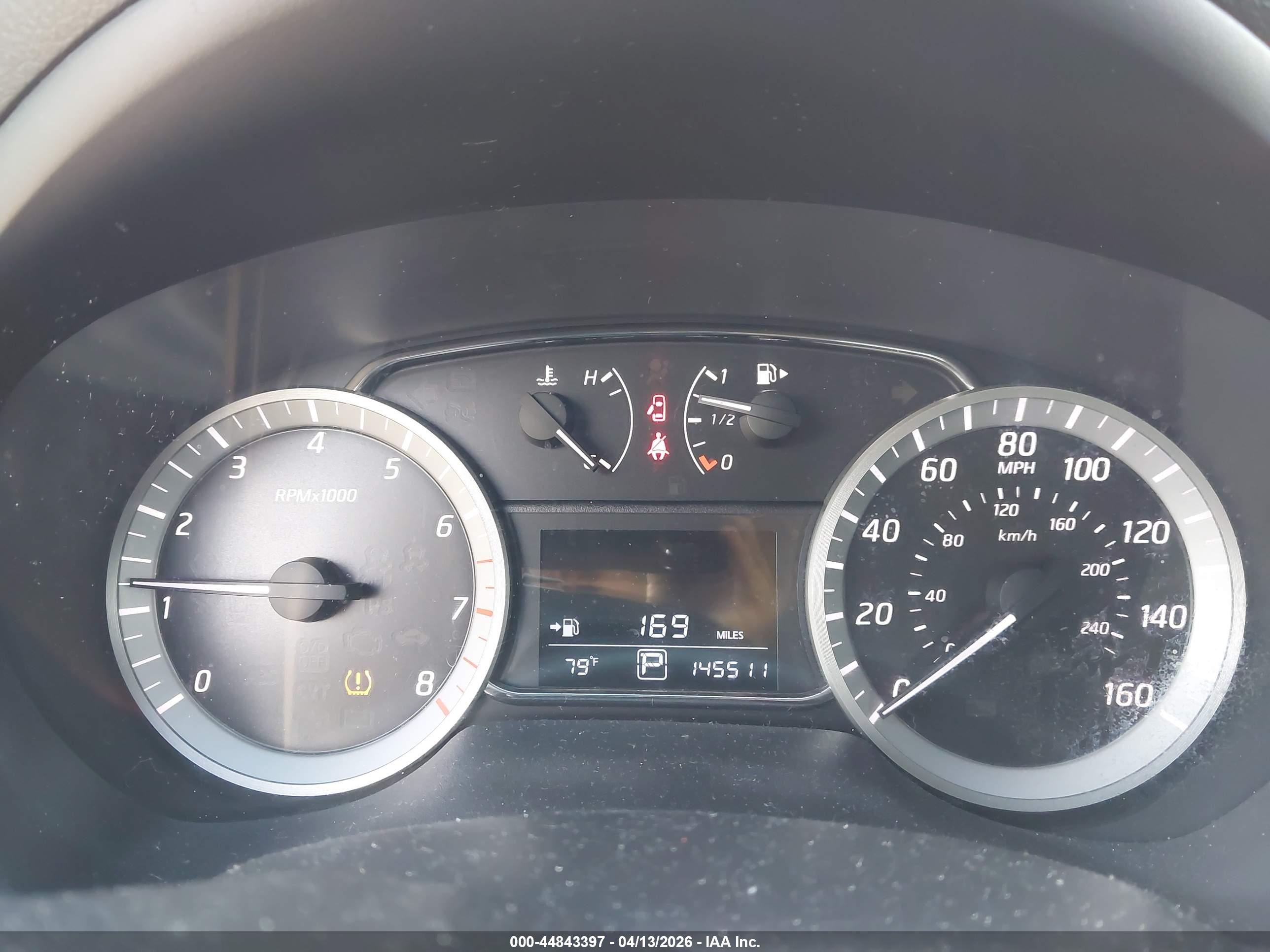 NISSAN SENTRA image 7