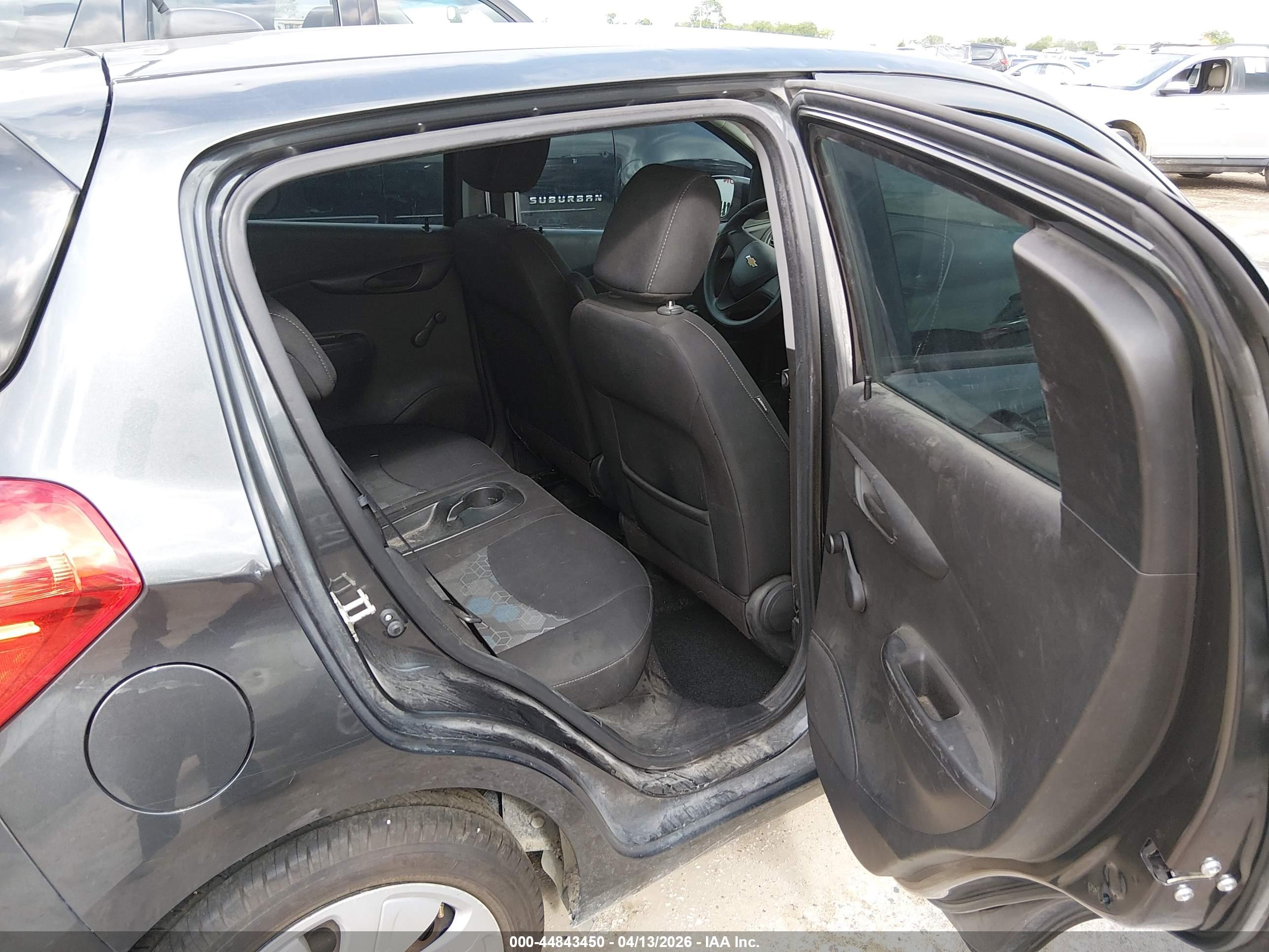CHEVROLET SPARK image 8