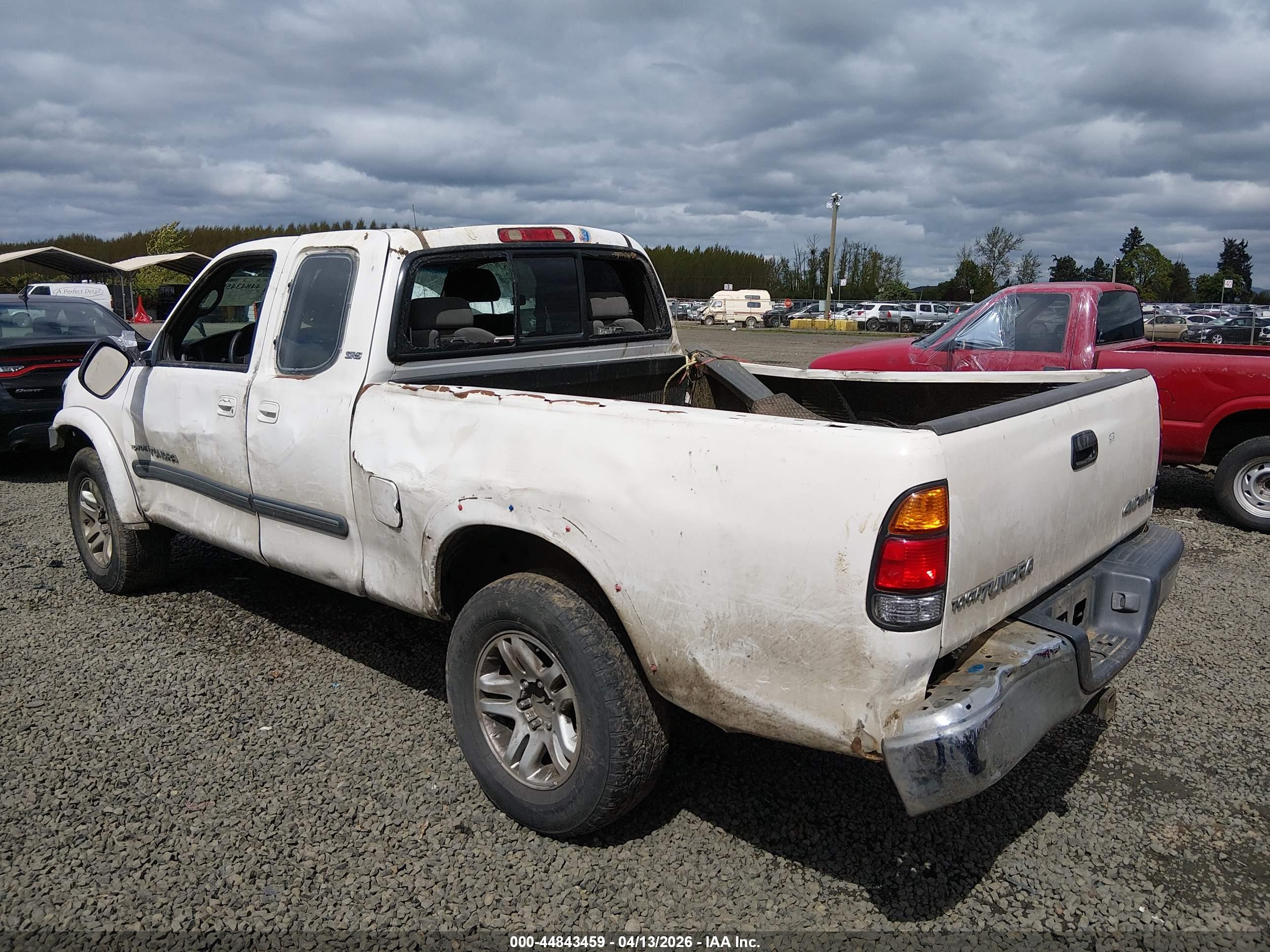 TOYOTA TUNDRA image 3