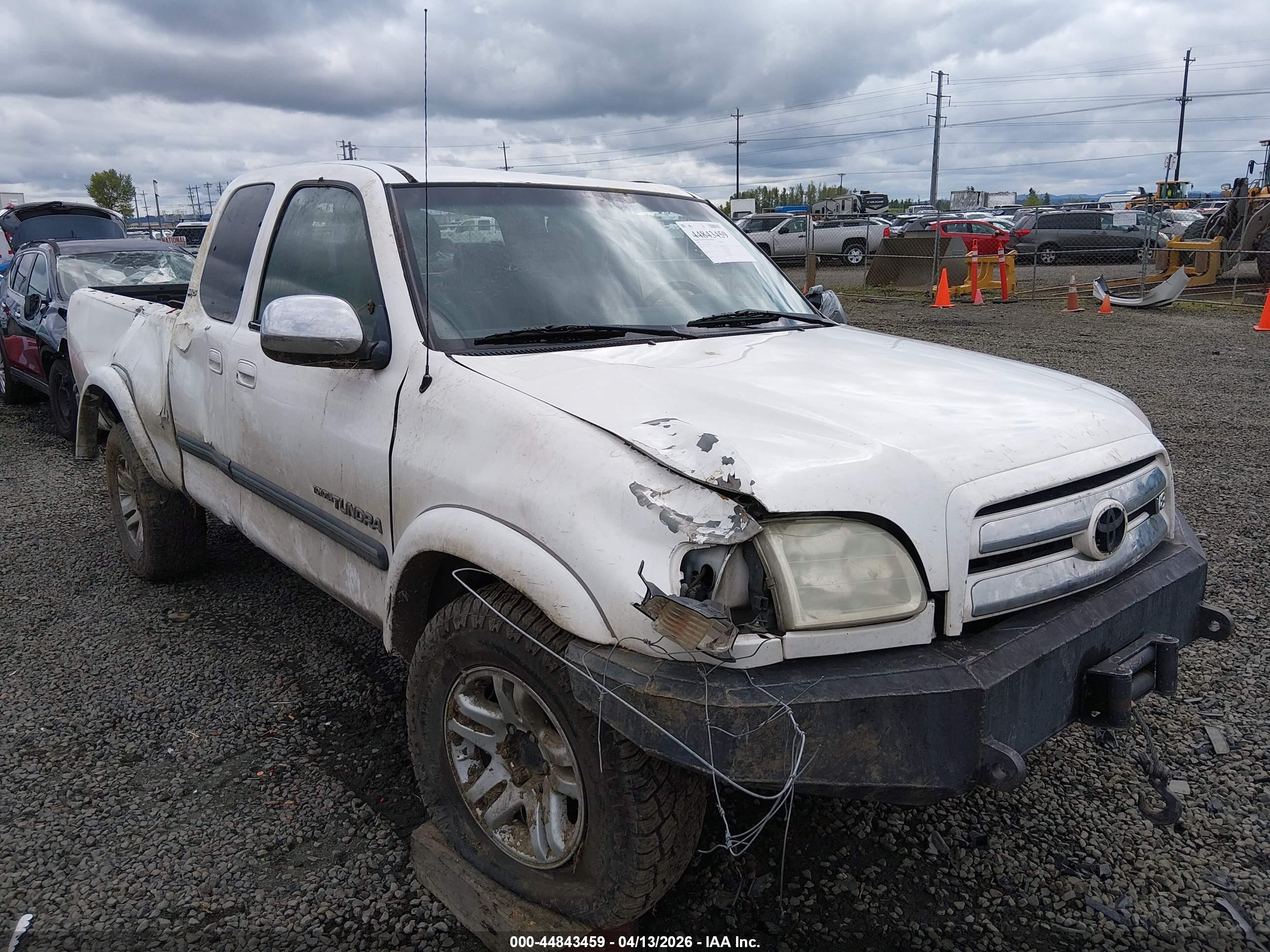 TOYOTA TUNDRA image 6