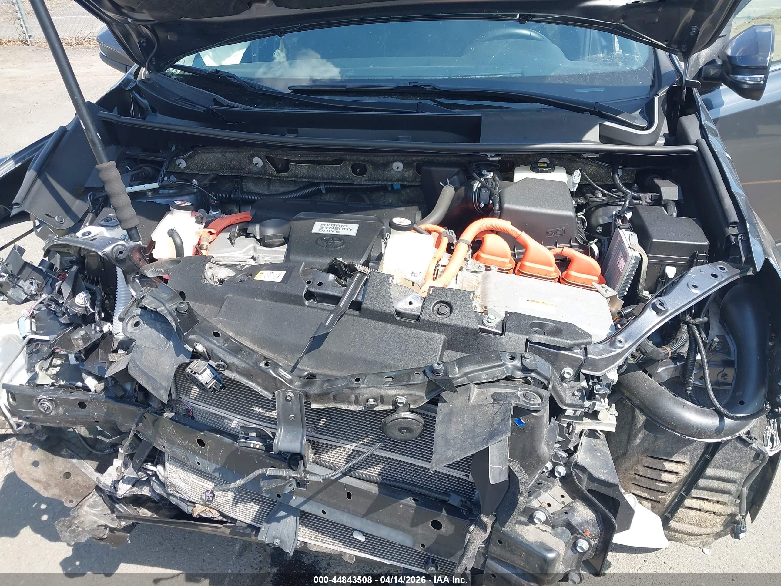 TOYOTA RAV4 image 10
