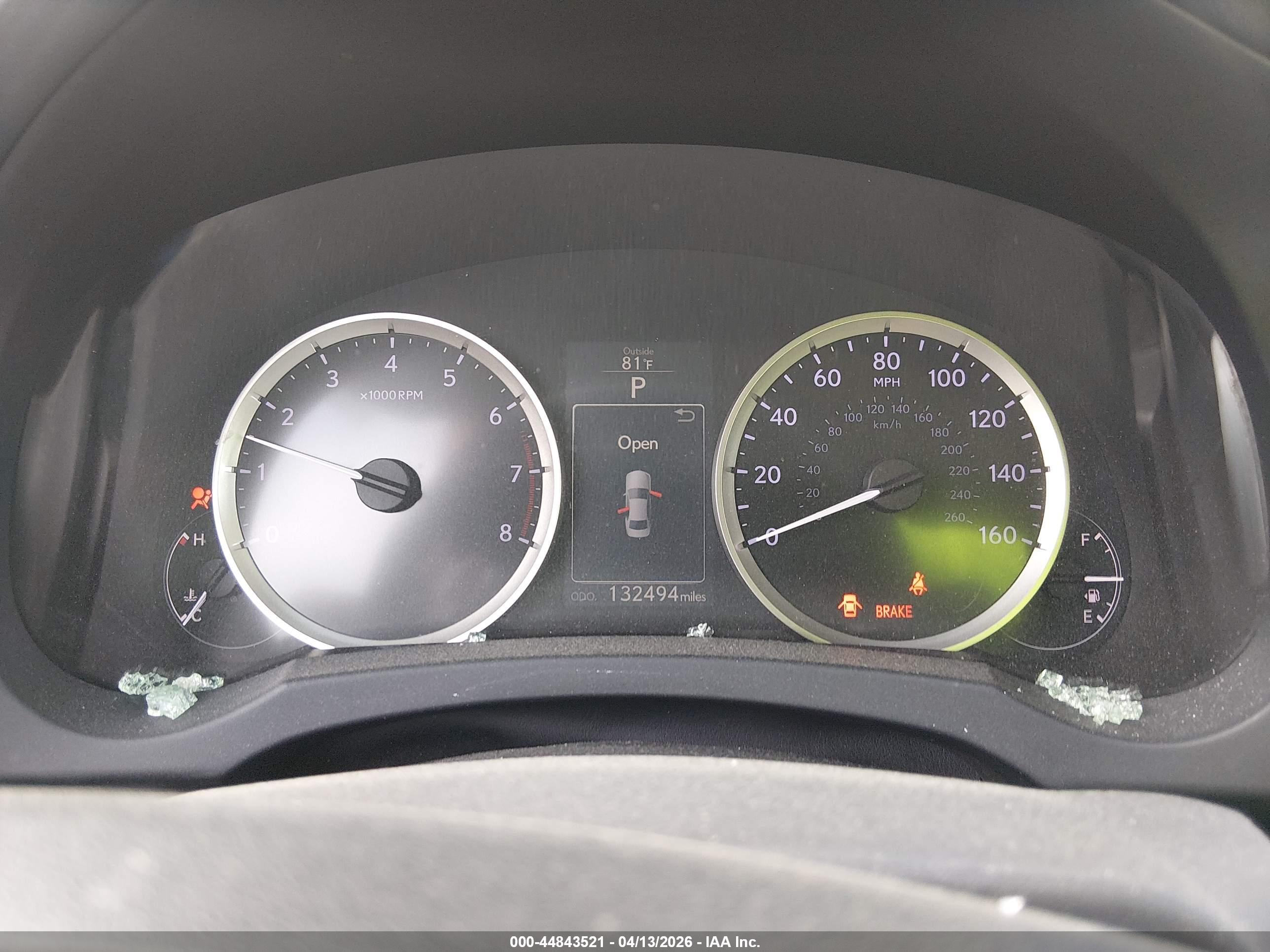 LEXUS IS image 7