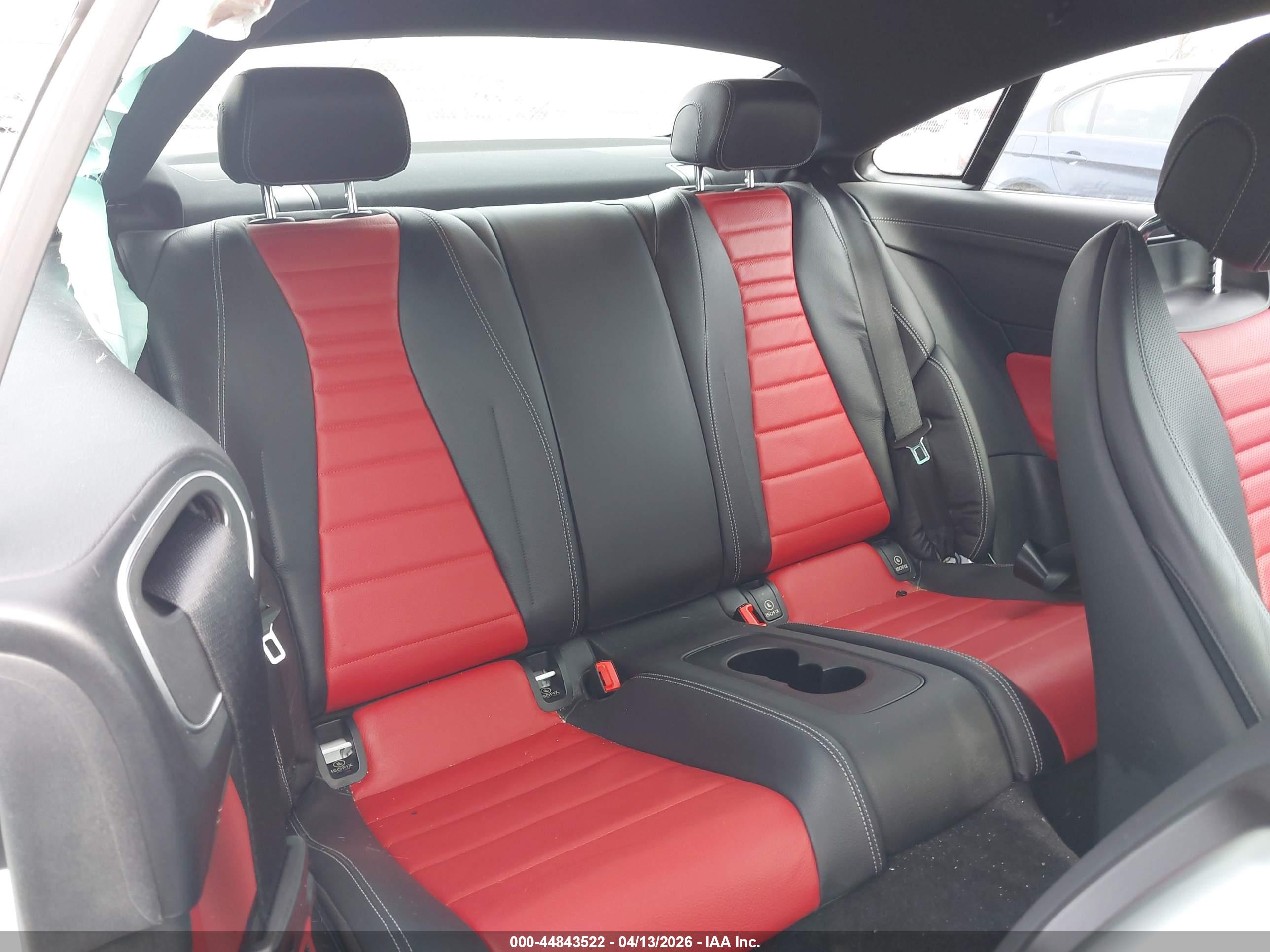 MERCEDES-BENZ E image 8