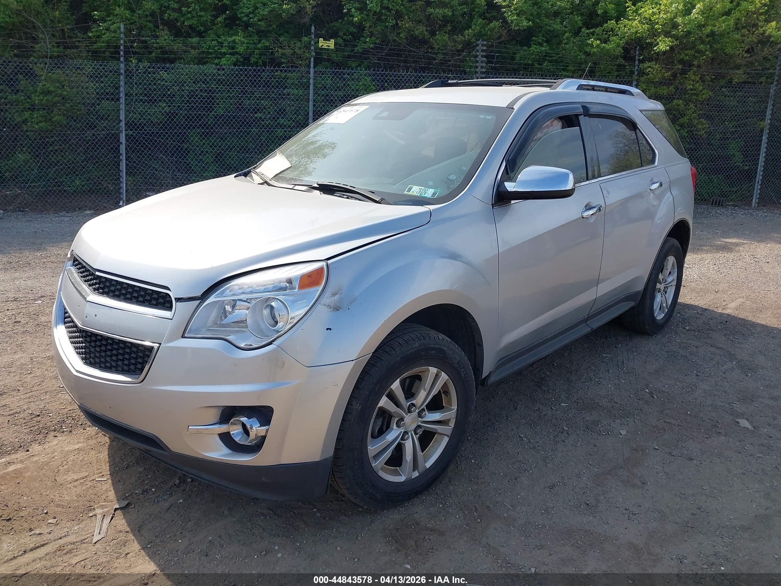 CHEVROLET EQUINOX image 2