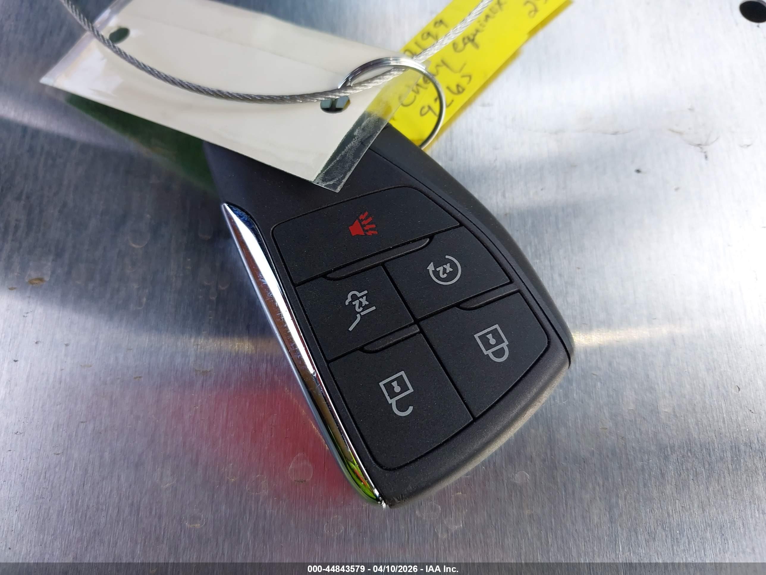 CHEVROLET EQUINOX image 11