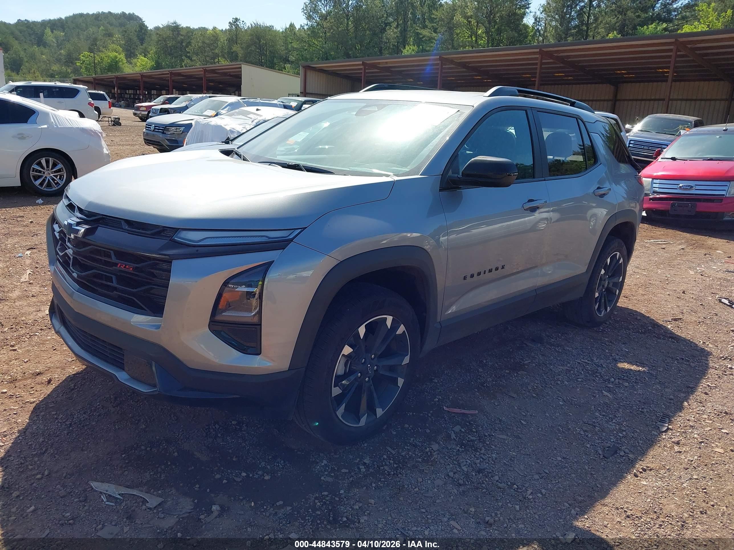 CHEVROLET EQUINOX image 2