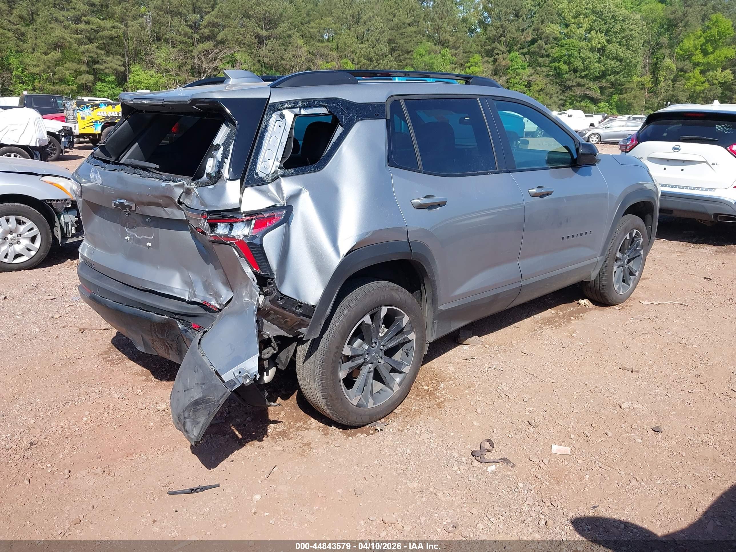CHEVROLET EQUINOX image 4