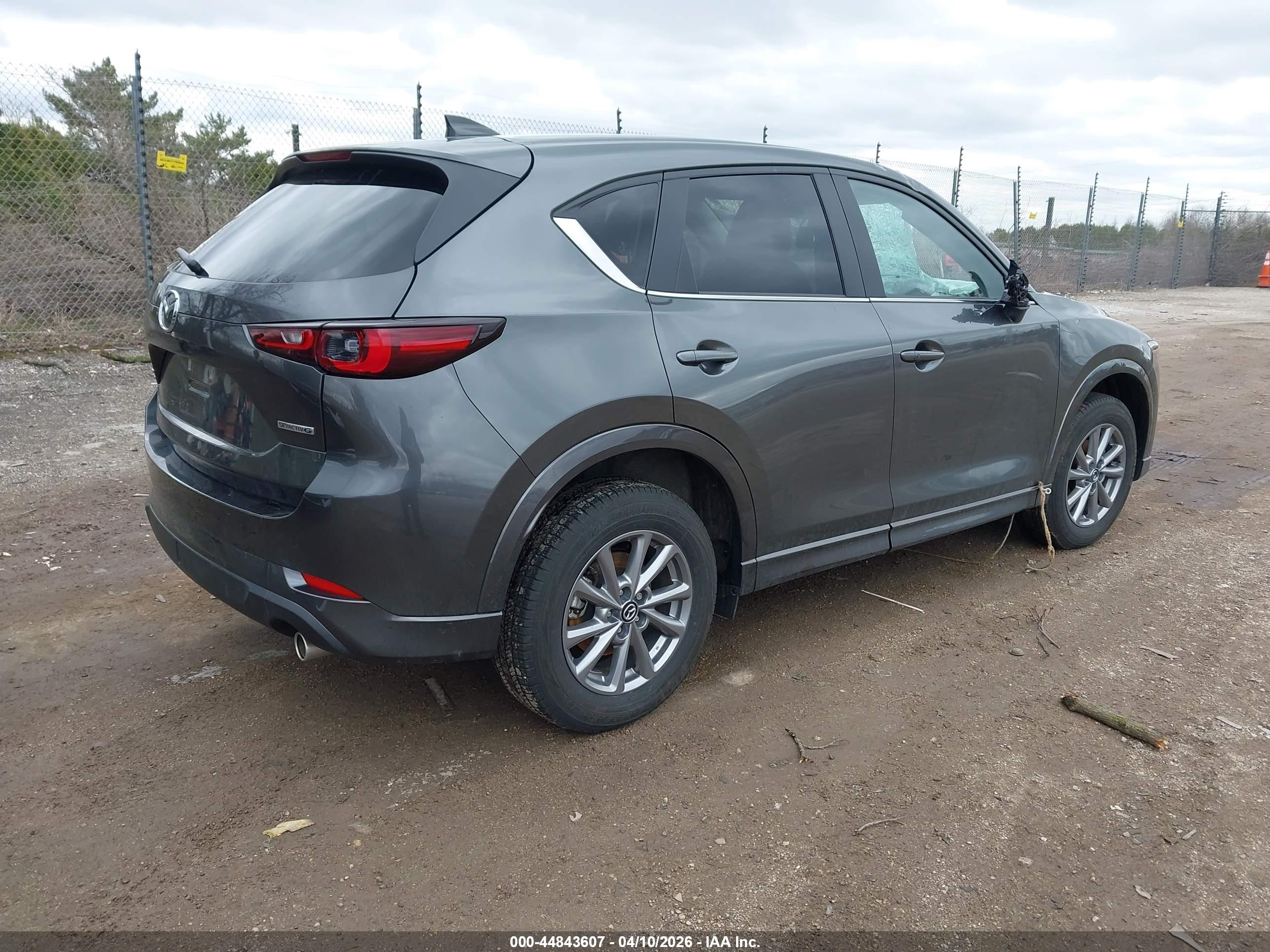 MAZDA CX-5 image 4