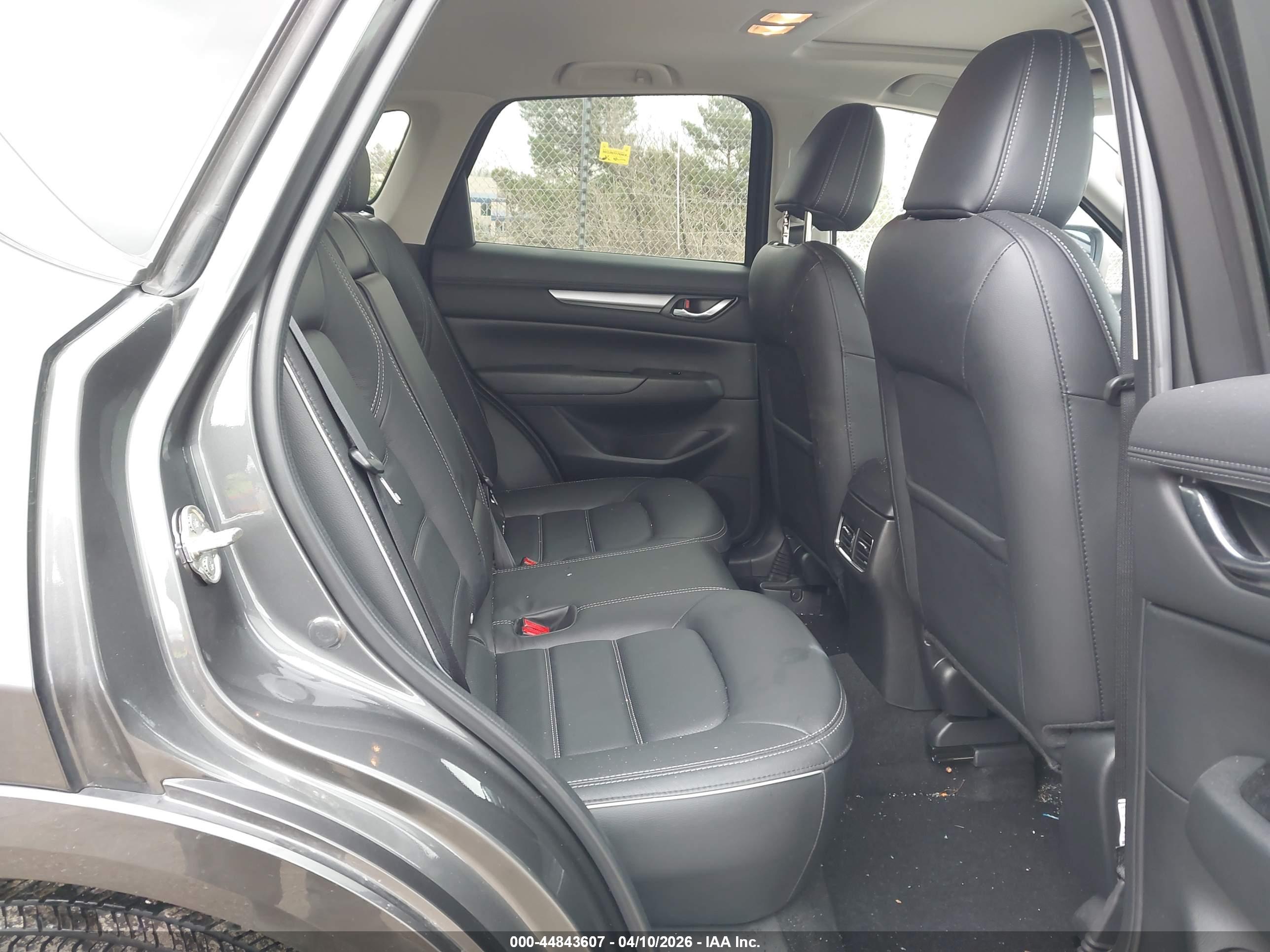 MAZDA CX-5 image 8