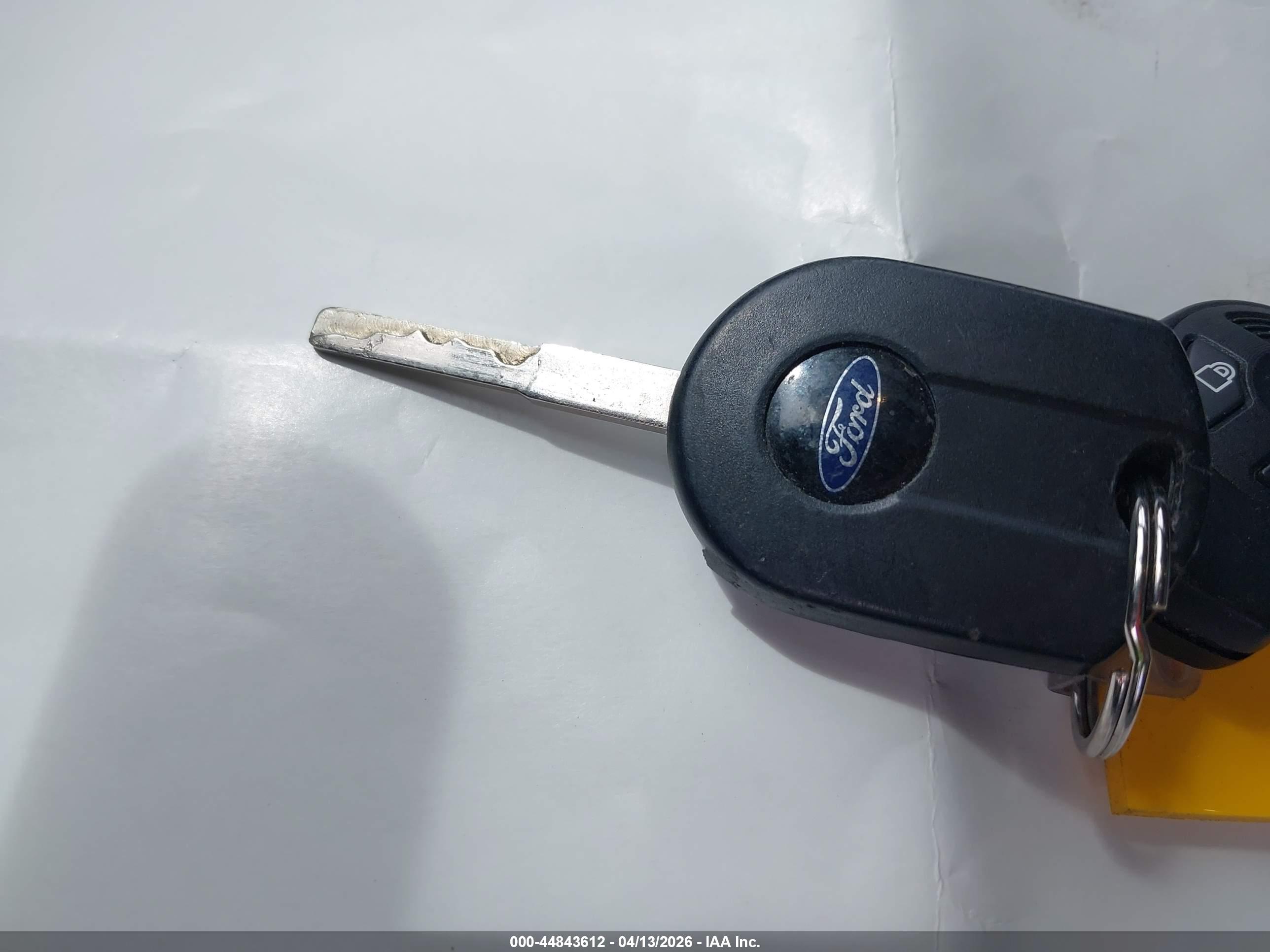 FORD ESCAPE image 11