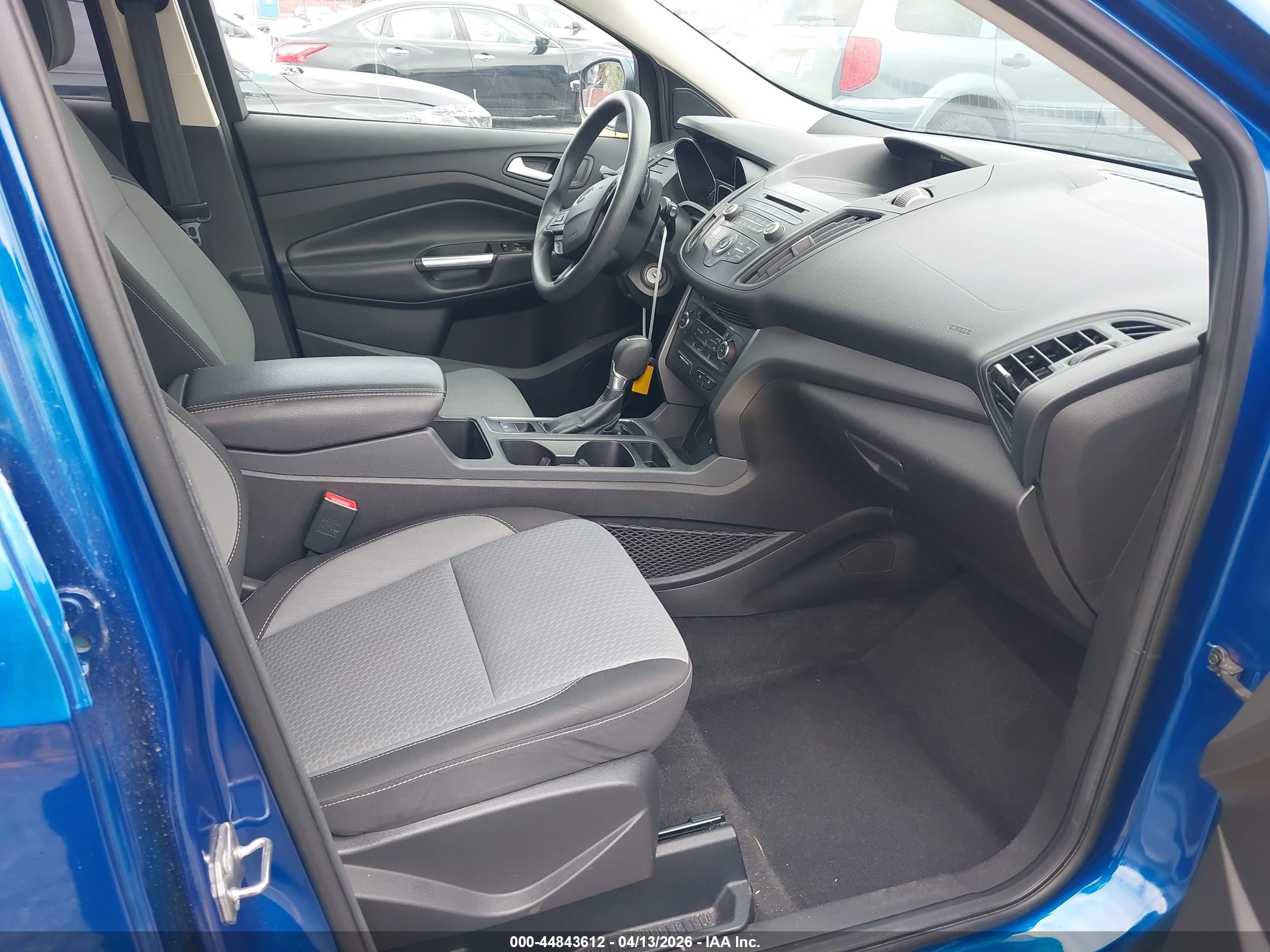 FORD ESCAPE image 5